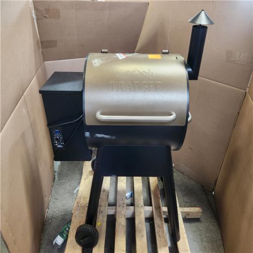 Phoenix Traeger Pro 22 Wood Pellet Grill and Smoker in Bronze
