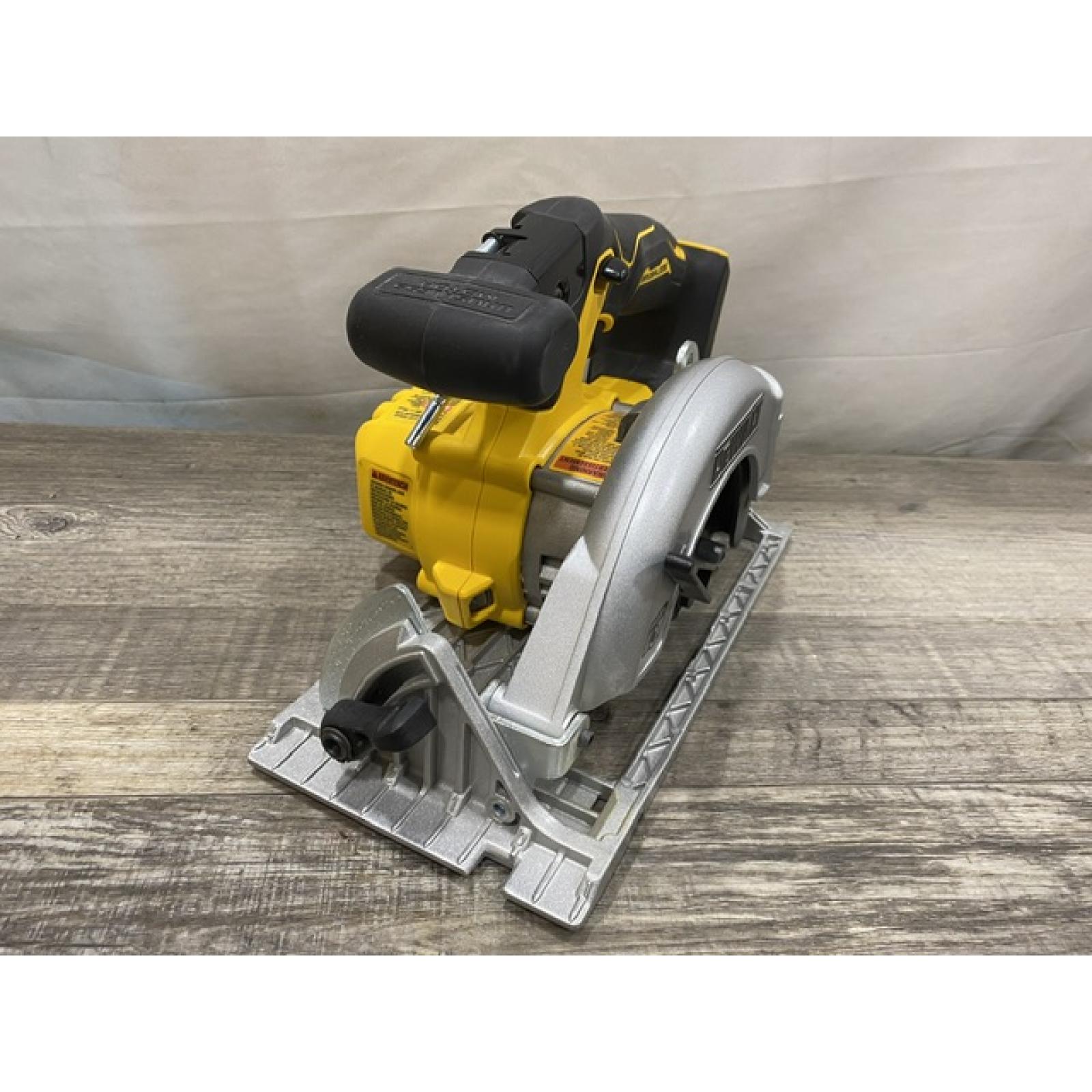 AS-IS DEWALT 20V MAX Cordless Brushless 6-1/2 in. Sidewinder Style Circular Saw (Tool Only)