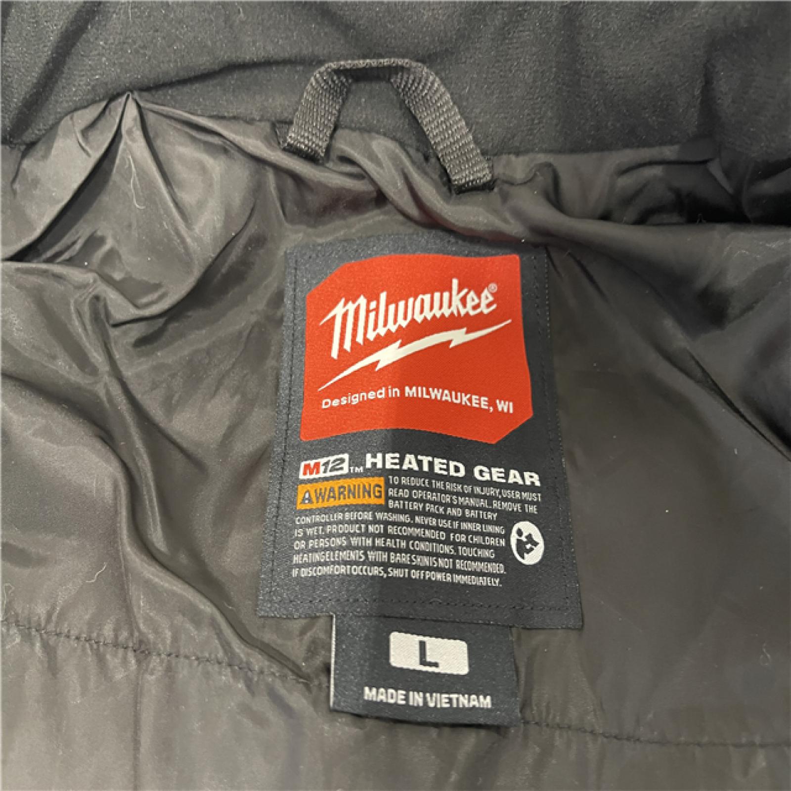 AS-IS- Milwaukee L Women's Heated Vest Kit Black