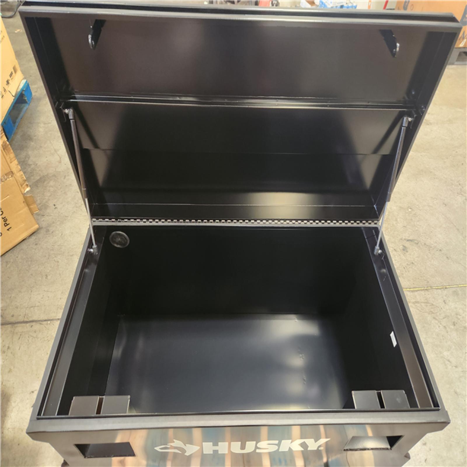 Phoenix NEW Husky Tool Storage 48 in. W Black Steel Job Site Toolbox