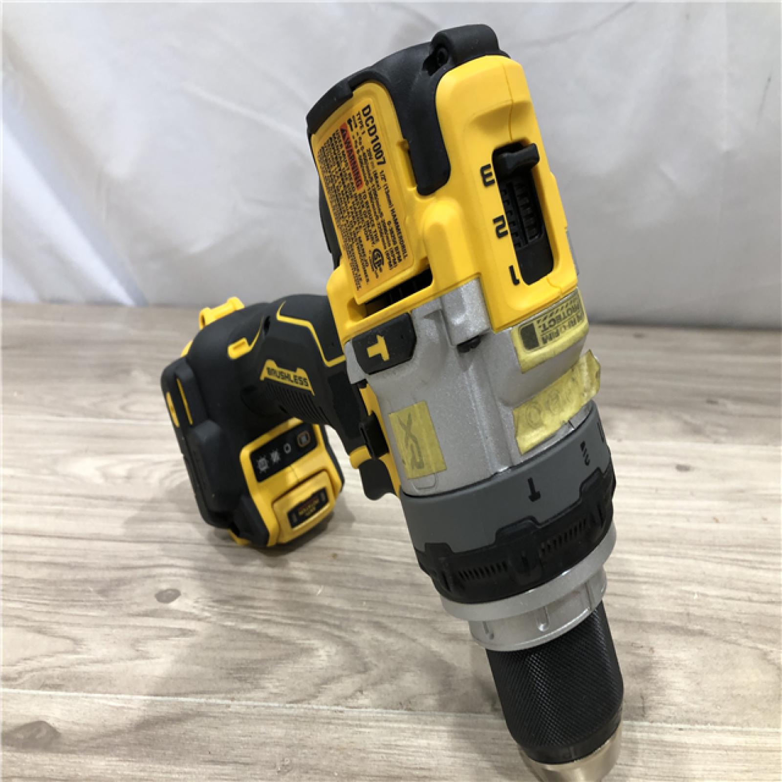 AS-IS DeWalt 20V MAX XR Cordless 2-Tool Hammer Drill and Impact Driver Kit