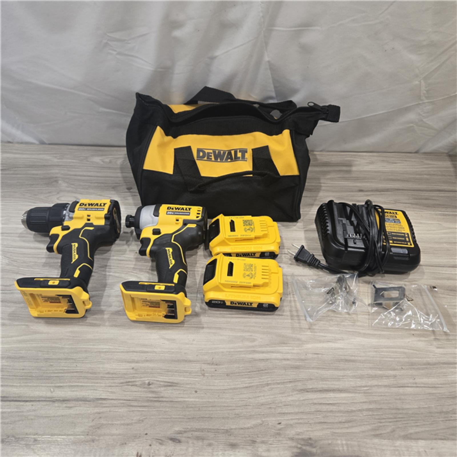 AS-IS Dewalt DCK225D2 20V MAX ATOMIC Compact Cordless Drill Driver and Impact Driver Combo Kit