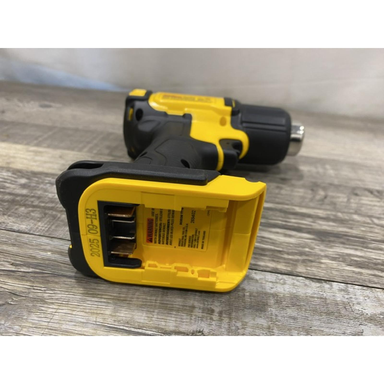 AS-IS DEWALT 20V MAX Cordless Compact Heat Gun (Tool Only)