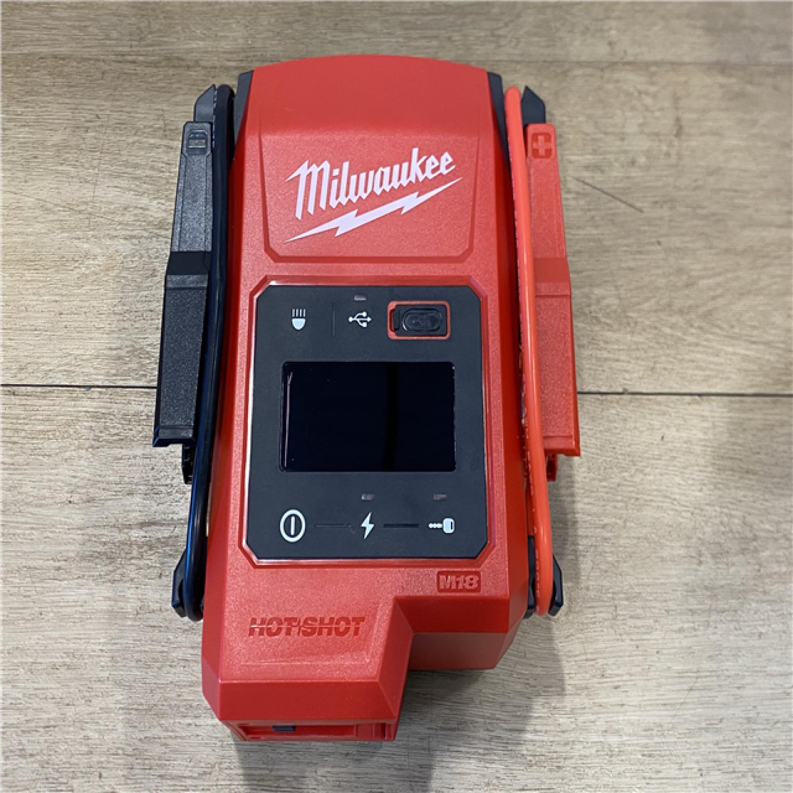 AS-IS Milwaukee 18V Lithium-Ion Cordless 2000 Peak Amp HOTSHOT Jump Starter (Tool-Only)