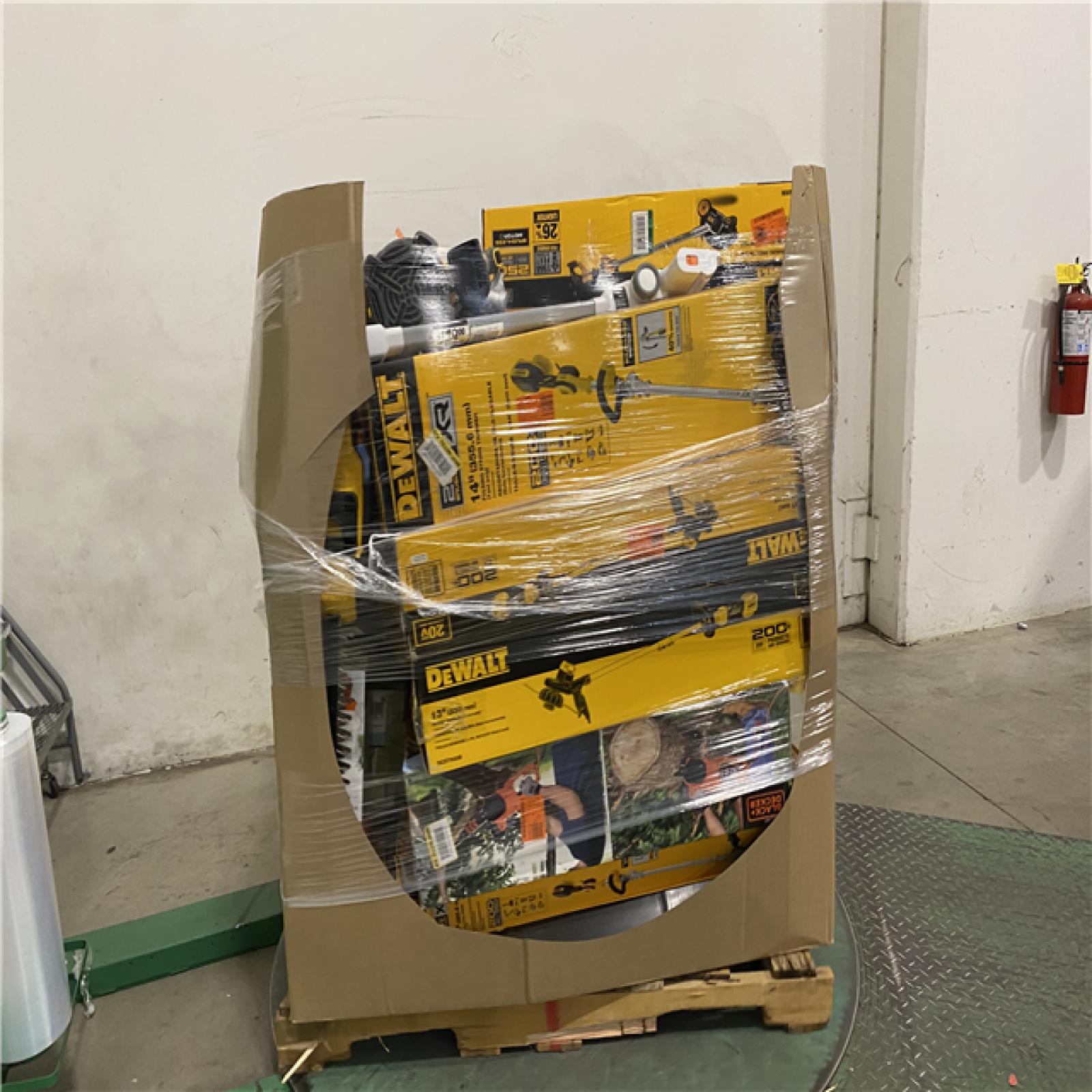 Dallas Location - As-Is DEWALT Tool Pallet