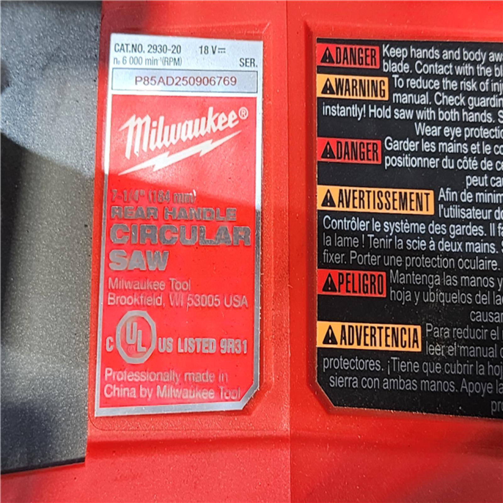 HOUSTON LOCATION - AS-IS (APPEARS LIKE NEW) Milwaukee FUEL 18V Lithium-Ion Cordless 7-1/4 in. Rear Handle Circular Saw (Tool-Only)