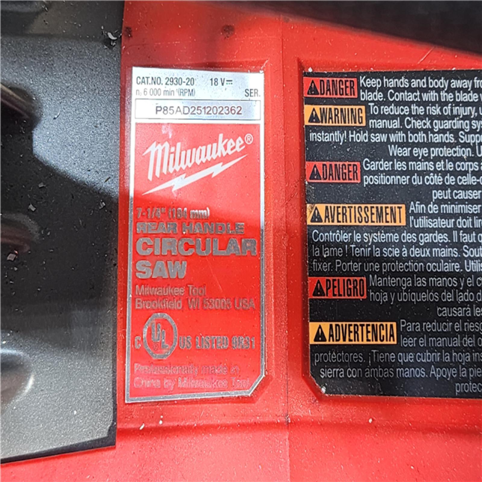 HOUSTON LOCATION - AS-IS Milwaukee  FUEL 18V Lithium-Ion Cordless 7-1/4 in. Rear Handle Circular Saw (Tool-Only)