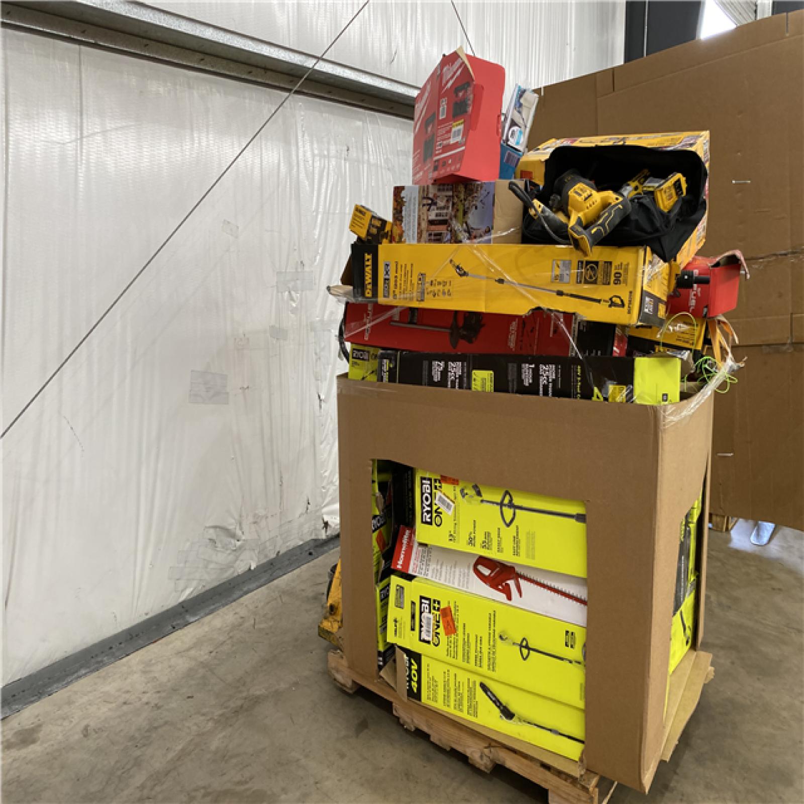 Houston Location AS IS - Tool Pallet