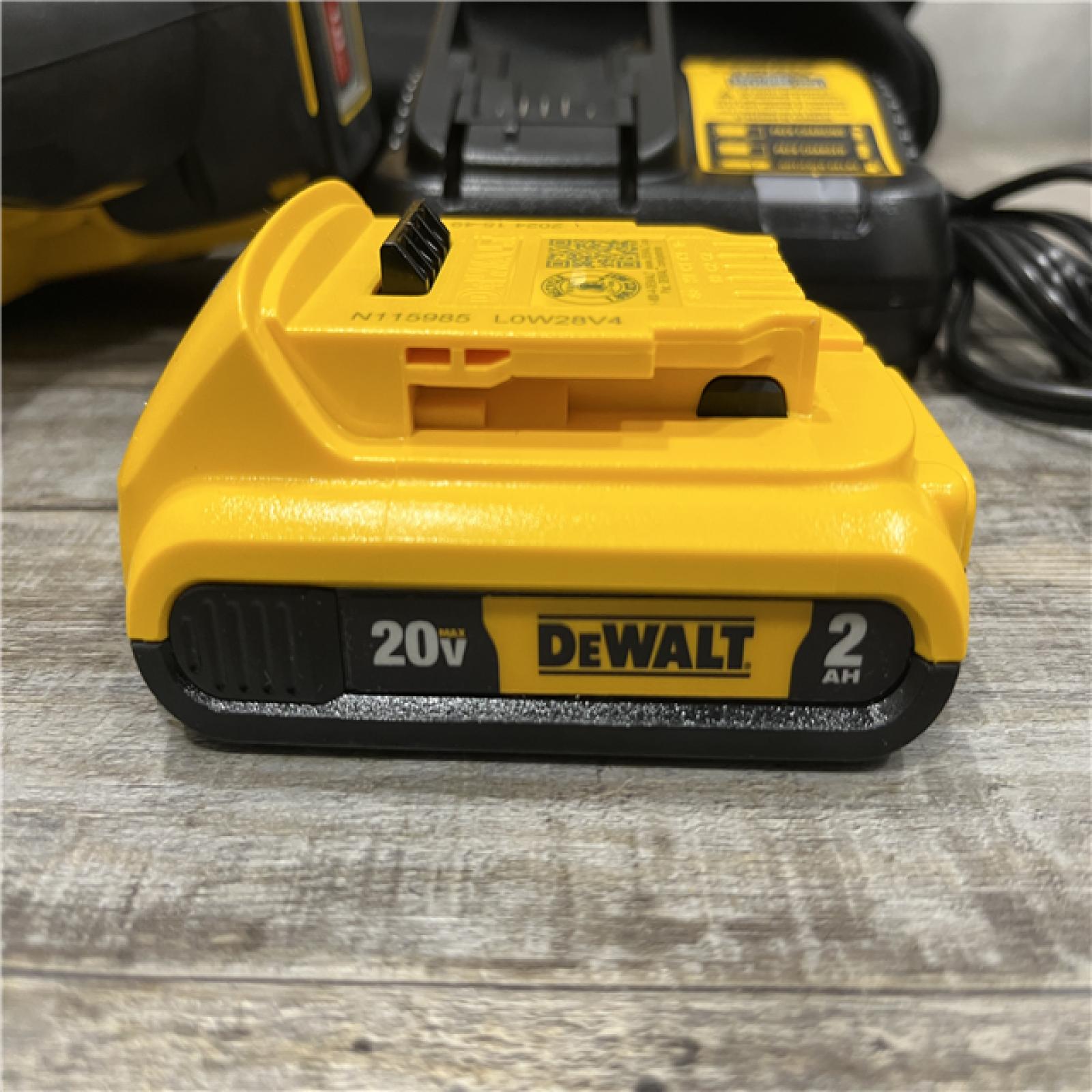 AS-IS DEWALT 20V MAX XR Lithium-Ion Cordless 18-Gauge Narrow Crown Stapler Kit