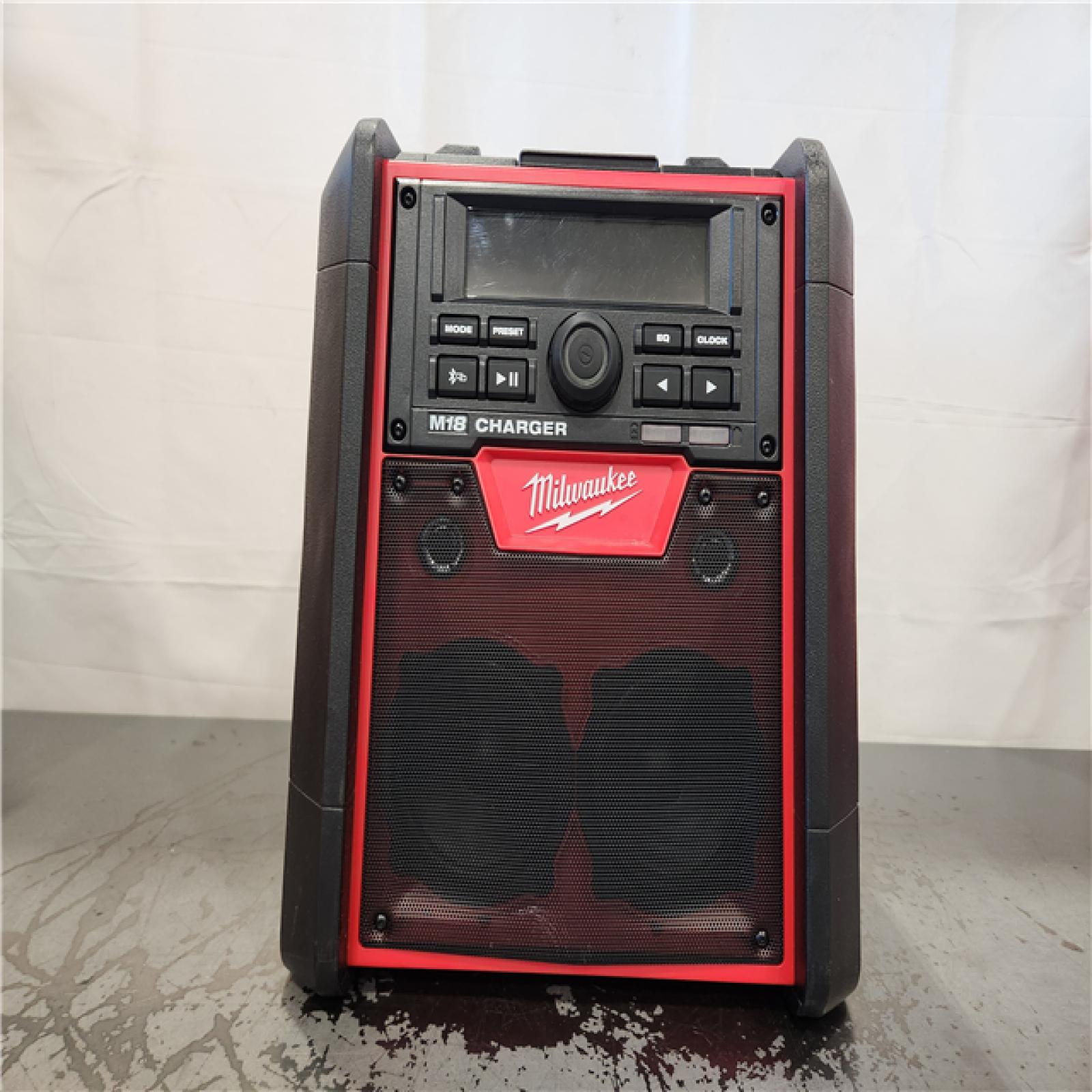 AS-IS- Milwaukee M18 Lithium-Ion Cordless Jobsite Radio/Charger