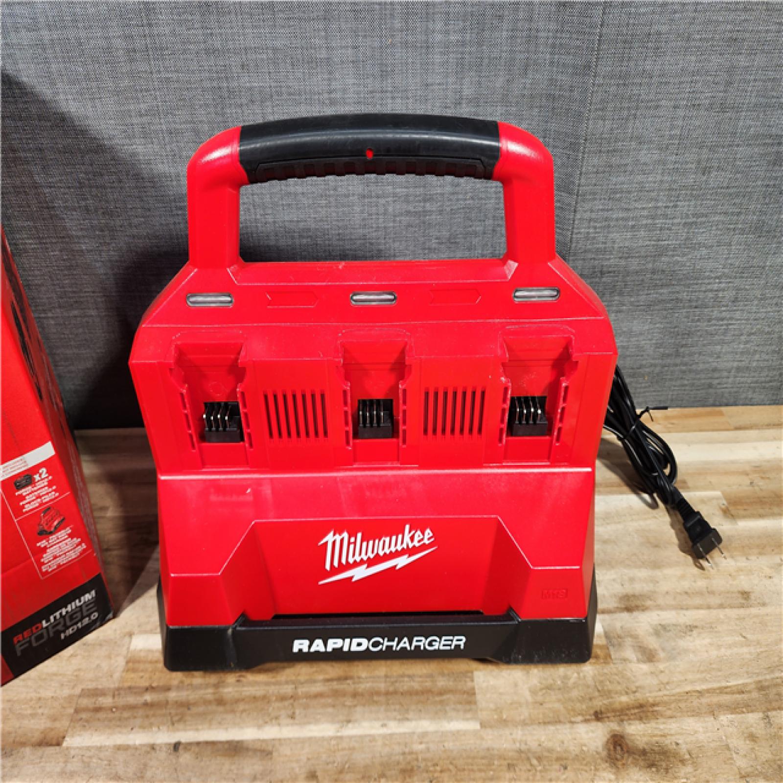 HOUSTON LOCATION - AS-IS Milwaukee 18V Lithium-Ion REDLITHIUM FORGE Starter Kit with (2) 12.0 Ah Battery Pack and PACKOUT 6-Port Rapid Charger