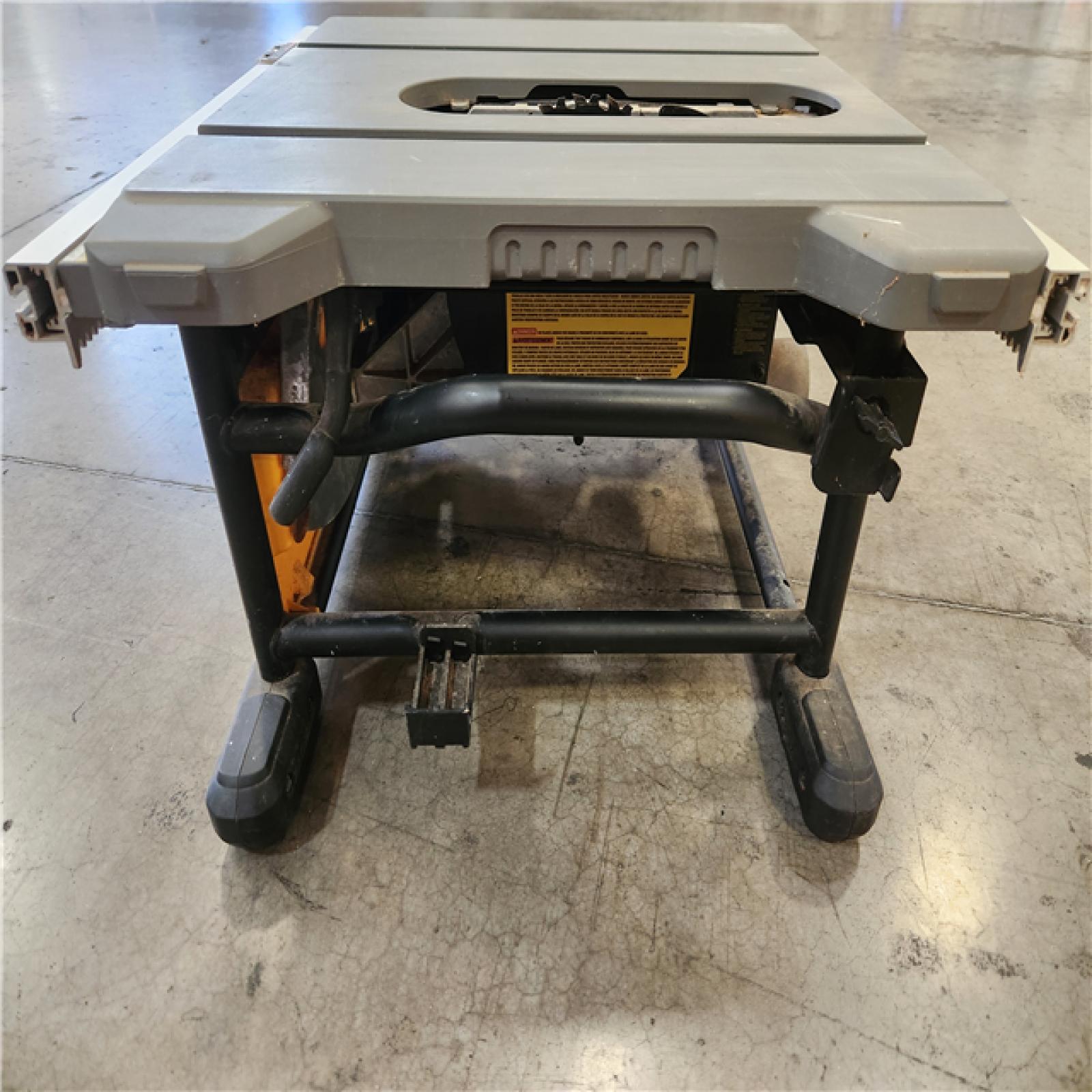 Phoenix AS-IS DEWALT 15 Amp Corded 8-1/4 in. Compact Portable Jobsite Tablesaw (Stand Not Included)