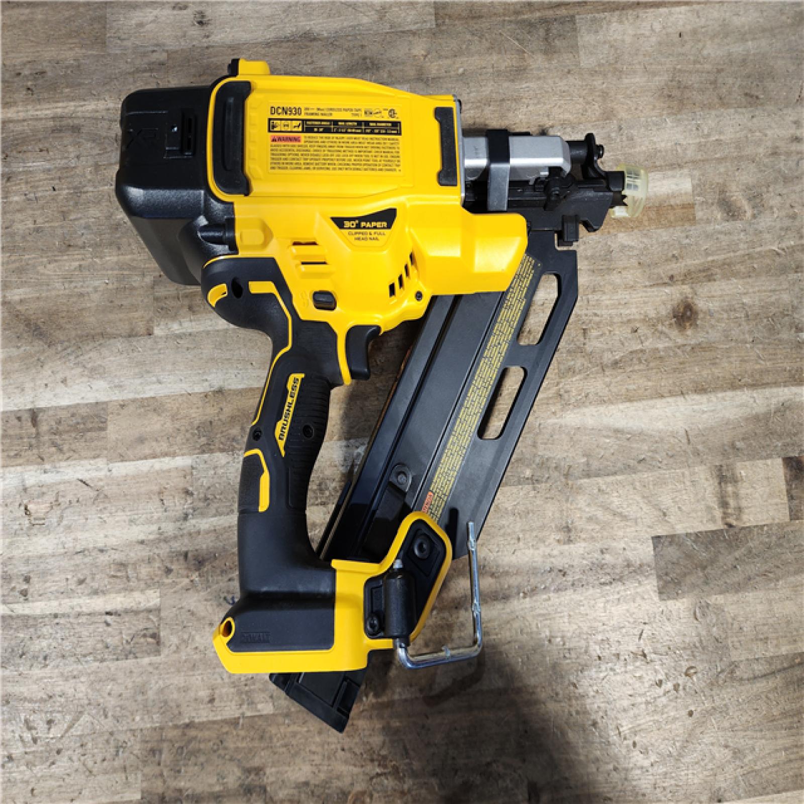 HOUSTON LOCATION - AS-IS (APPEARS LIKE NEW) DEWALT 20V 30 Degree Cordless Framing Nailer (Tool-Only)