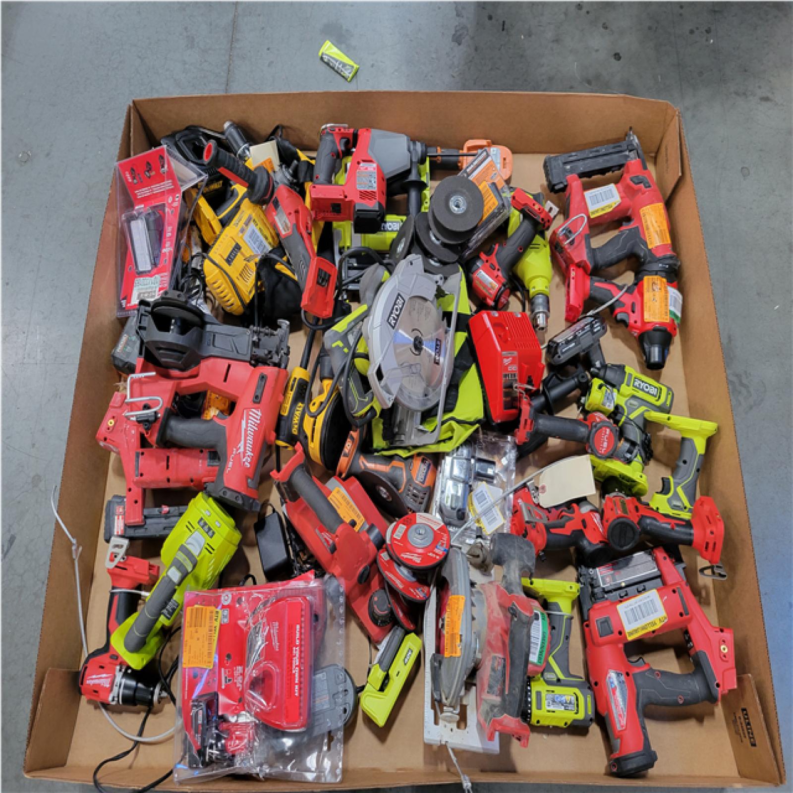 CALIFORNIA AS-IS TOOL PALLET