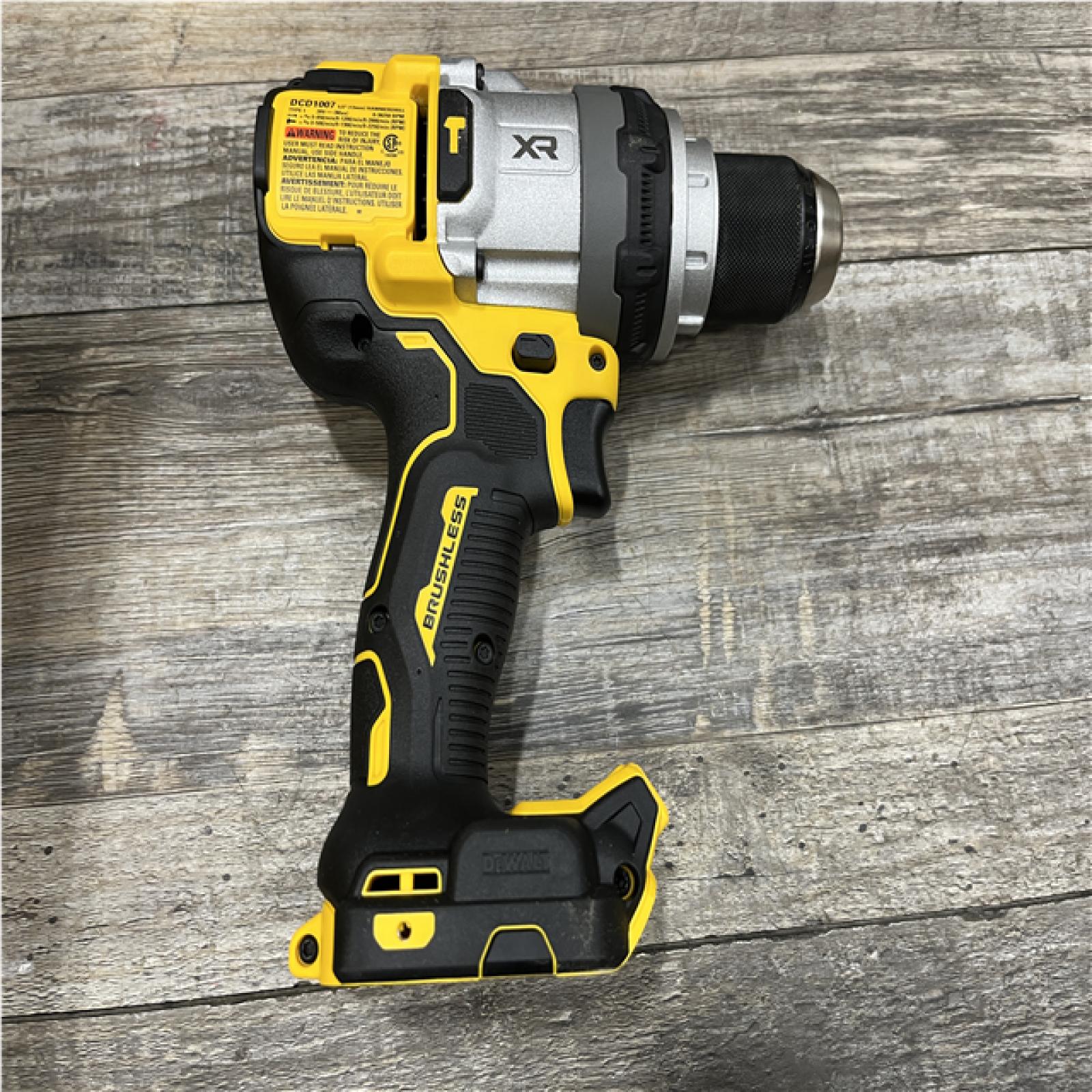 AS-IS DEWALT 20V XR Lithium-Ion Cordless Hammer Drill Kit