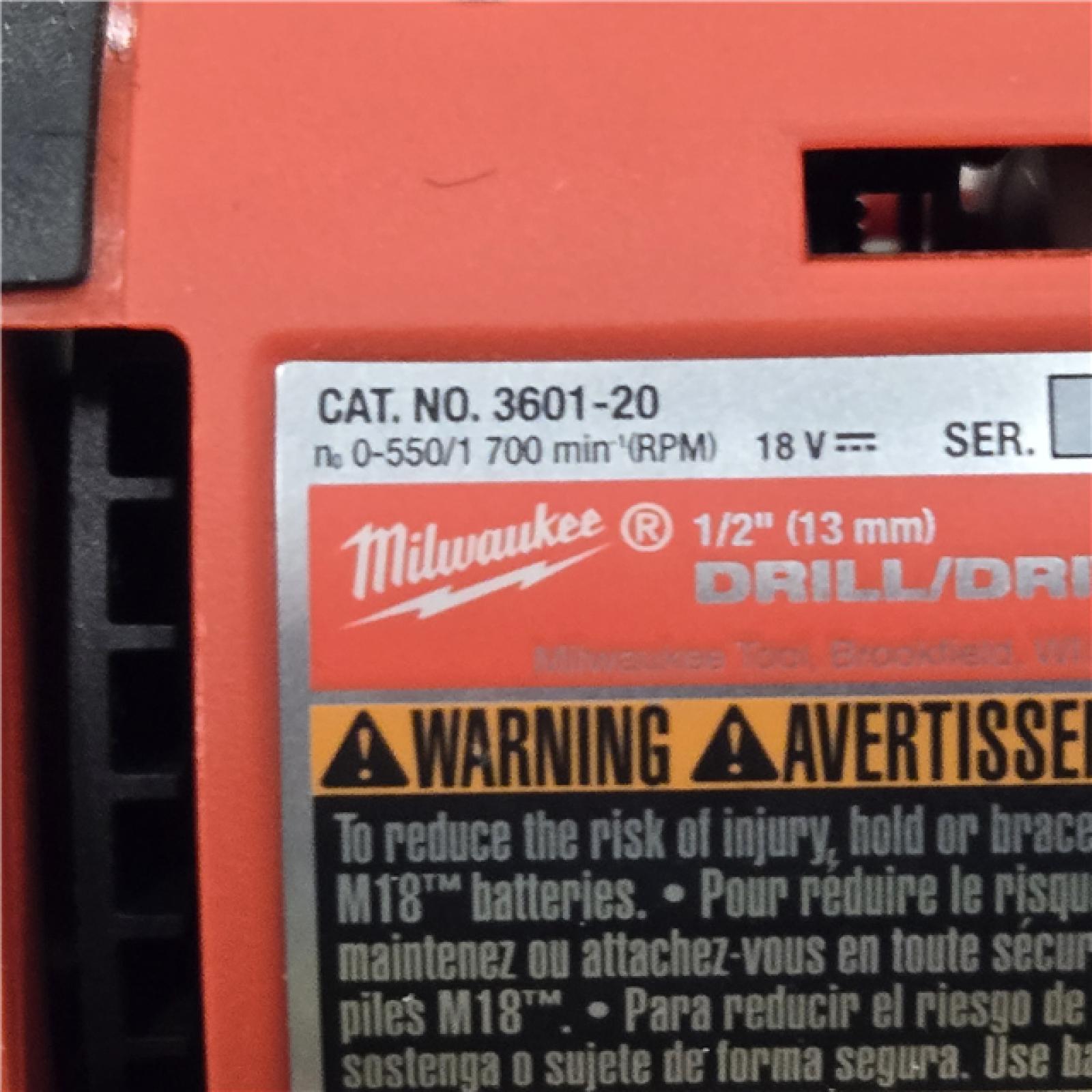 AS-IS Milwaukee 3601-22CT M18 18V Drill/Driver Kit