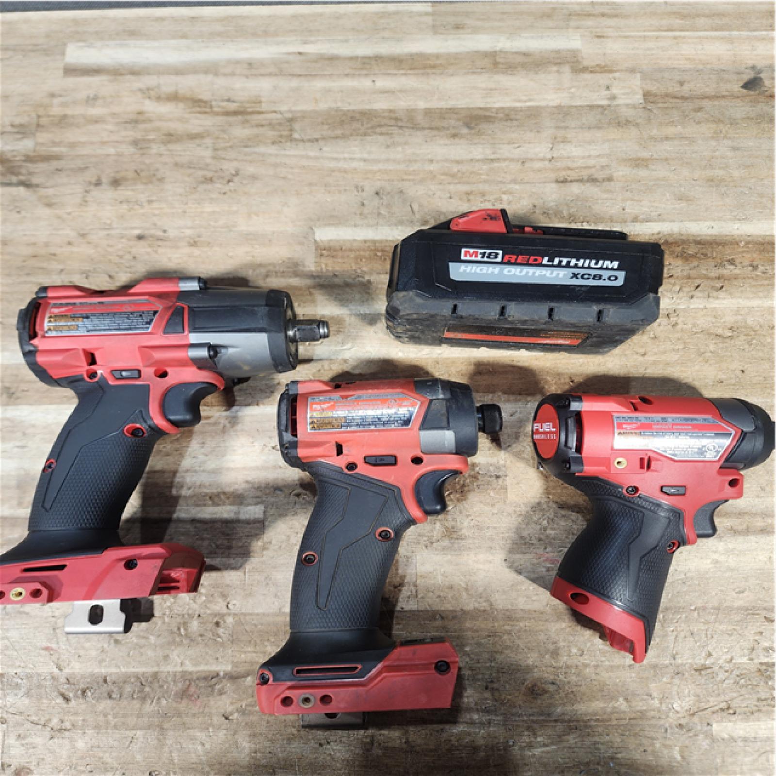HOUSTON LOCATION - AS-IS Milwaukee Drills QTY 3 / Milwaukee Battery QTY 1