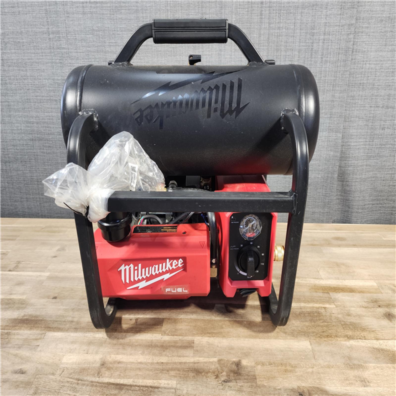 HOUSTON LOCATION - AS-IS M18 FUEL 18-Volt Lithium-Ion Brushless Cordless 2 Gal. Electric Compact Quiet Compressor (Tool-Only)