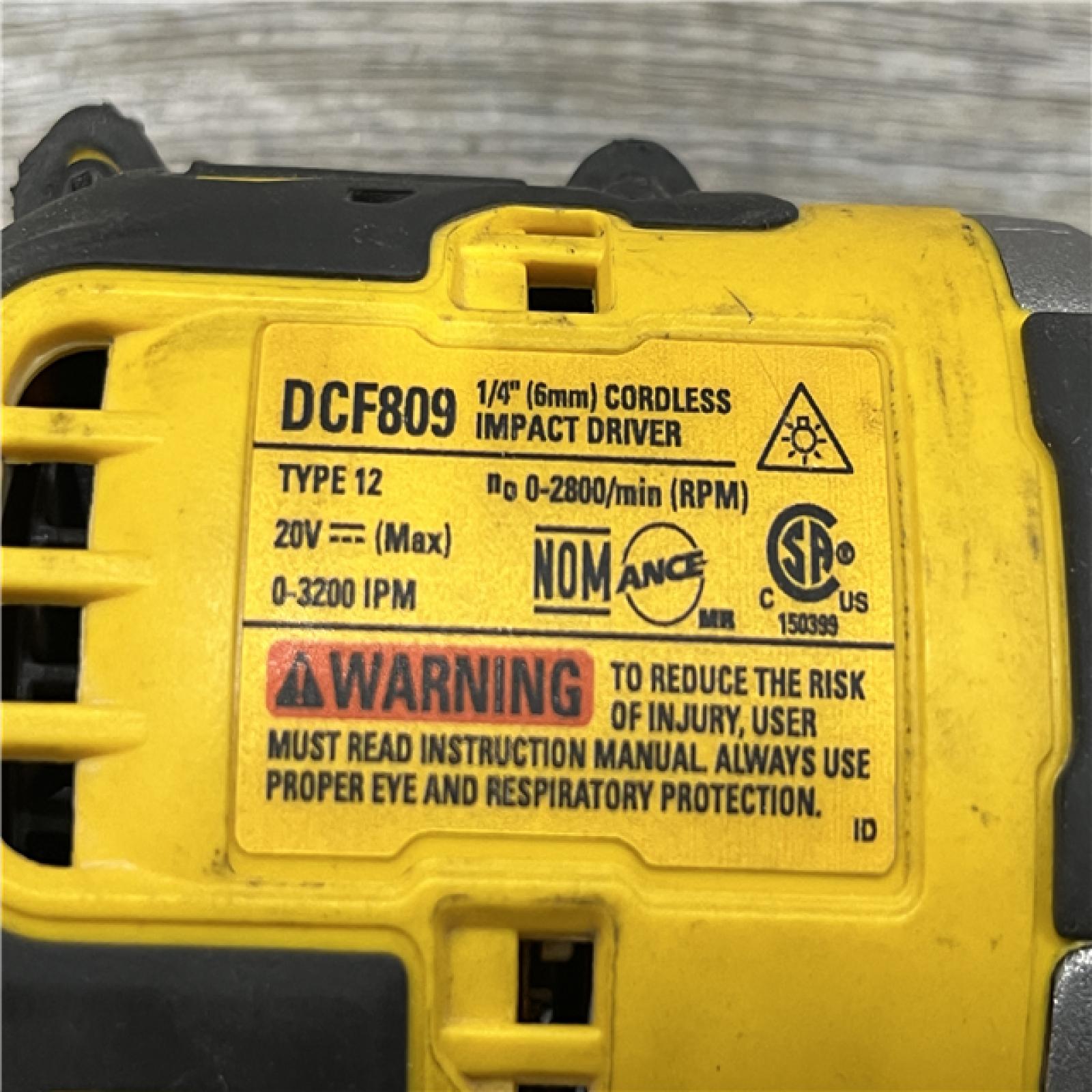 AS-IS DEWALT Atomic 20V Max Lithium-Ion Brushless Cordless Compact 1/4 in. Impact Driver Kit