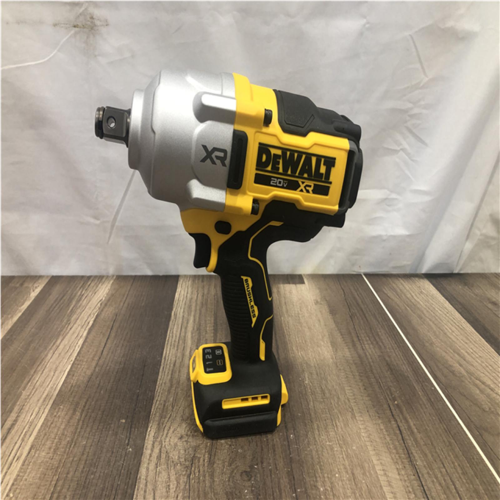 AS-IS DEWALT 20-Volt Lithium-Ion Brushless Cordless 3/4 High Torque Impact Wrench Kit