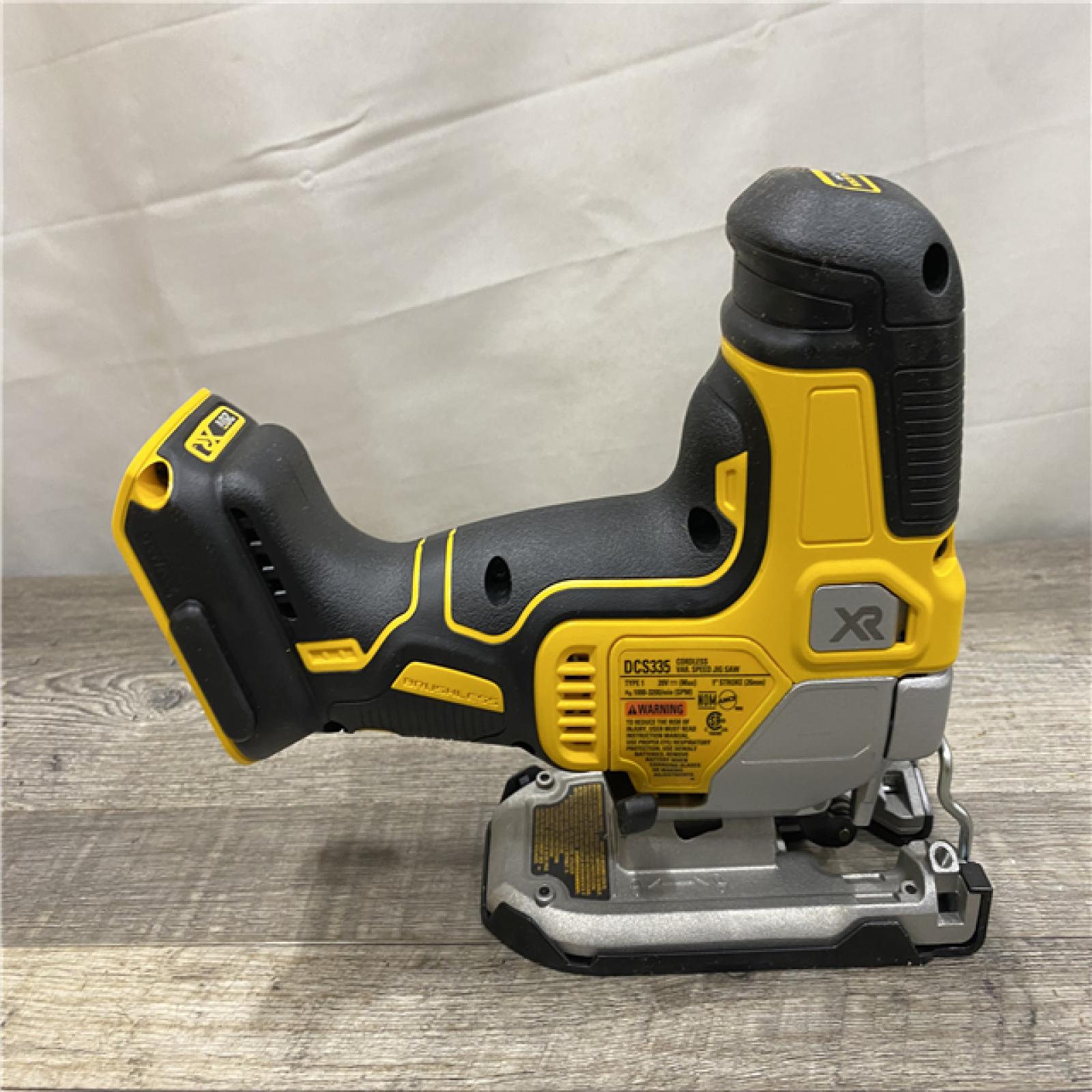 AS-IS DEWALT 20V MAX XR Cordless Barrel Grip Jigsaw (Tool Only)