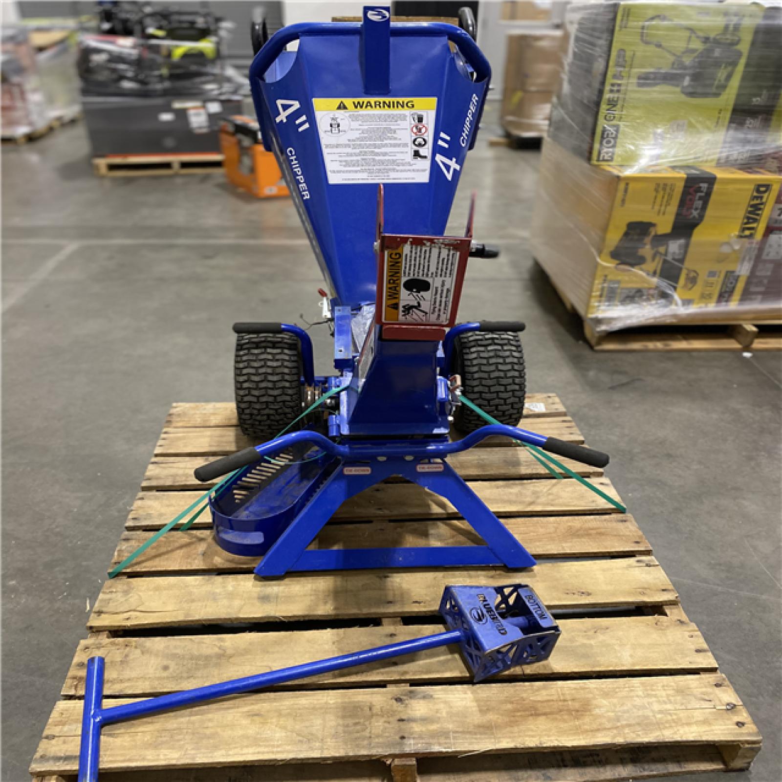Dallas Location - As-Bluebird 4 Wood Chipper