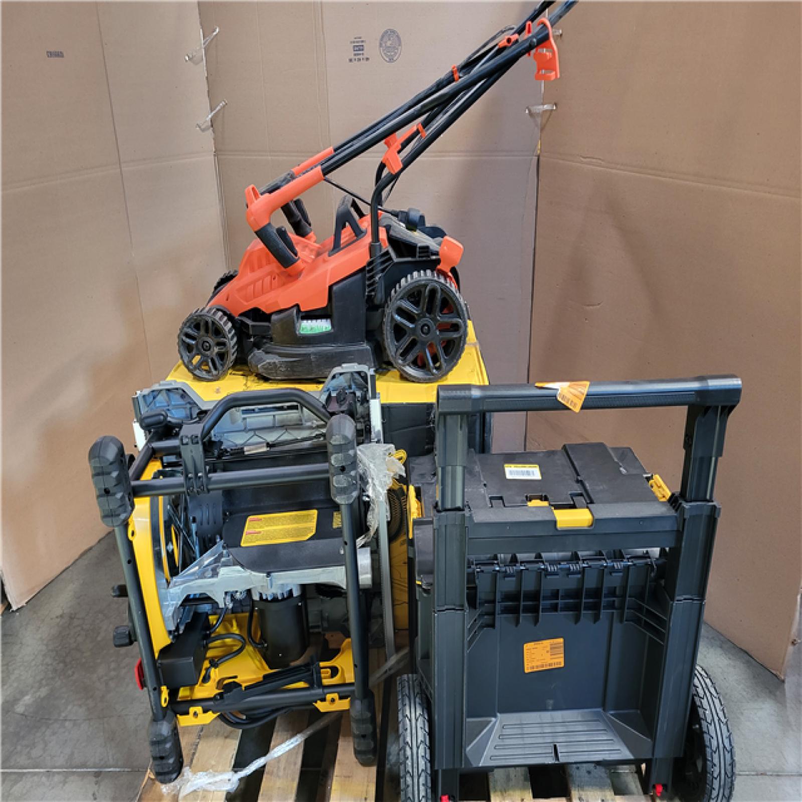 PHOENIX AS-IS TOOL PALLET