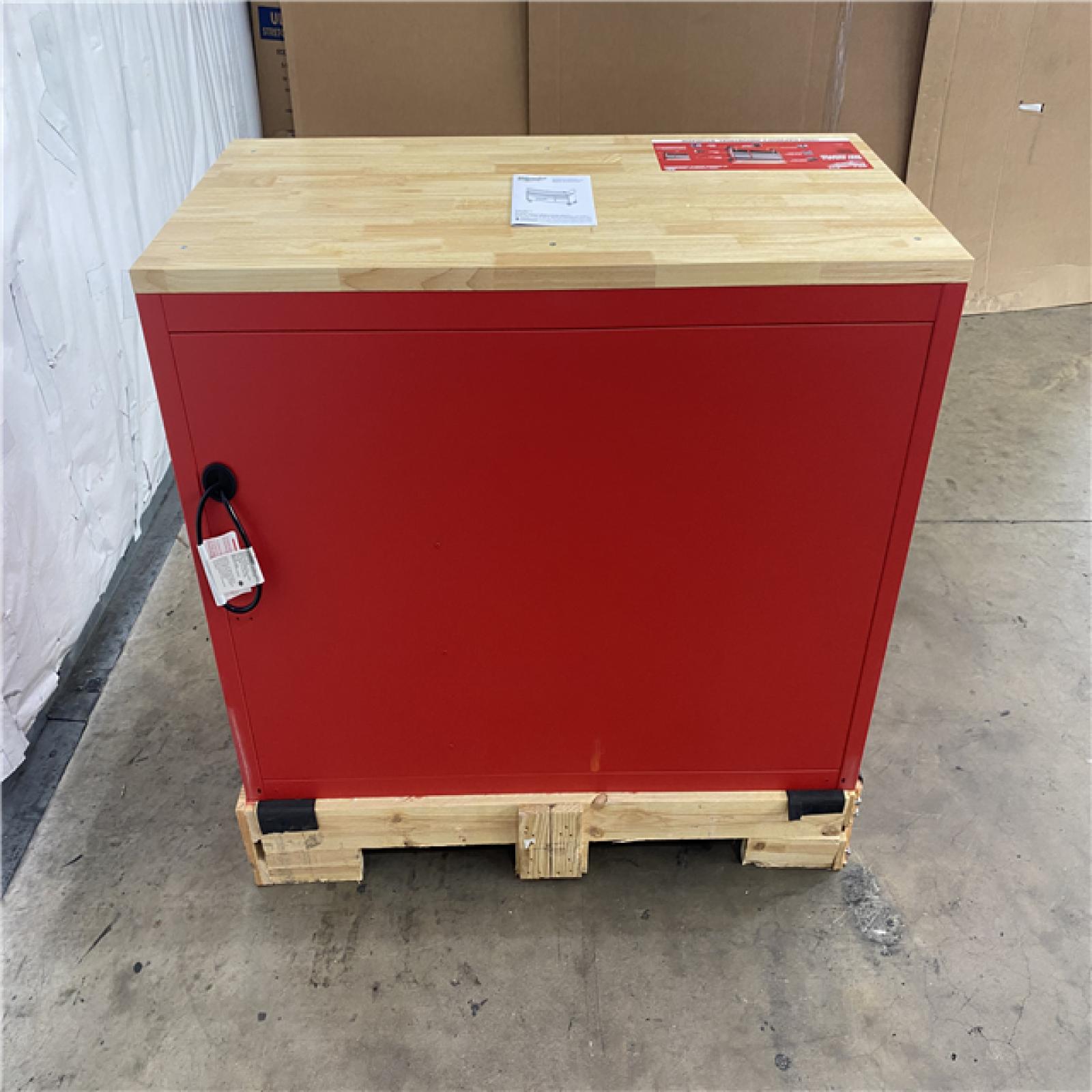 Houston Location AS IS - Home Improvement Pallet 52in HUSKY 12-Drawer Mobile WorkBench