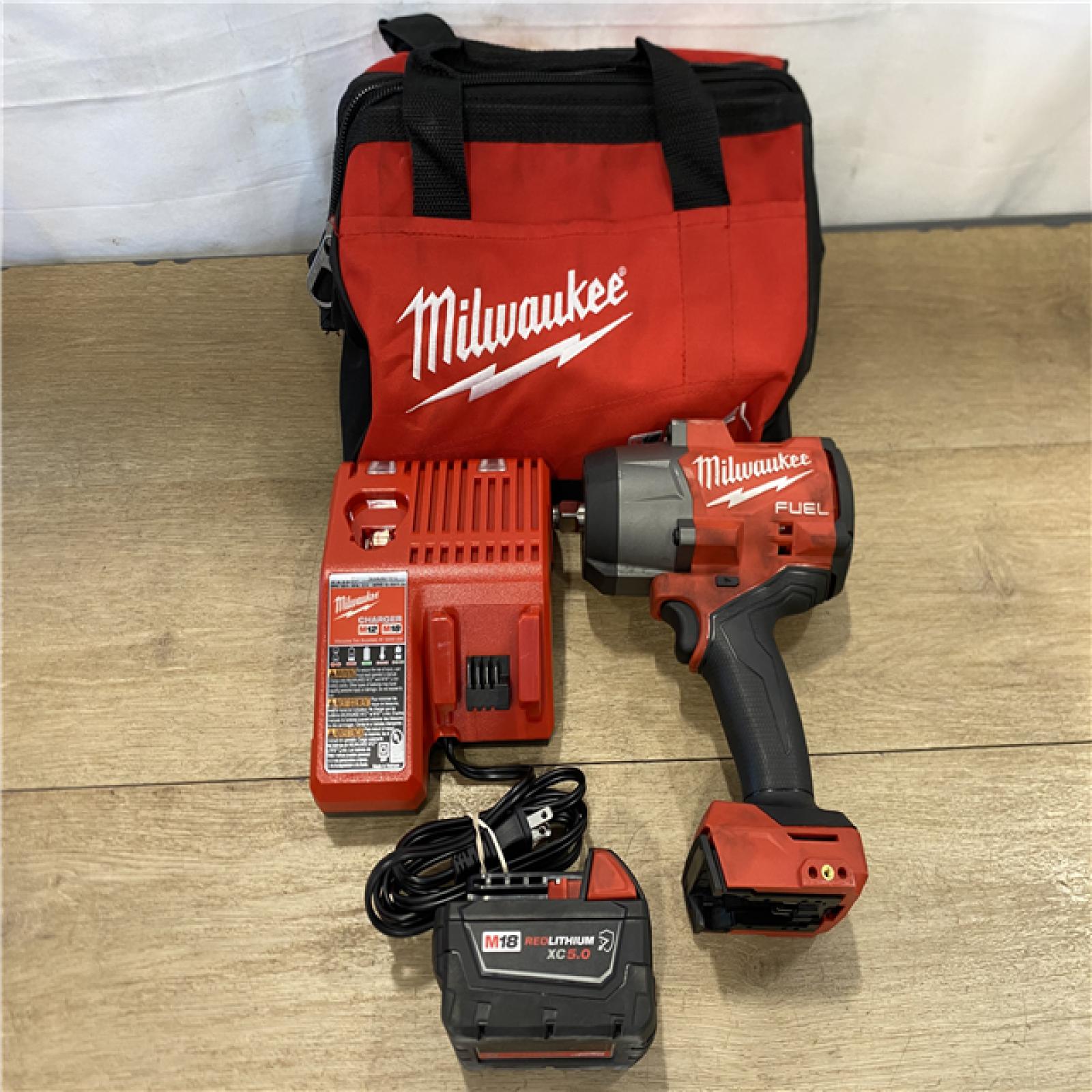 AS-IS Milwaukee FUEL 18V Lithium-Ion Brushless Cordless 1/2 in. Impact Wrench w/Friction Ring Kit