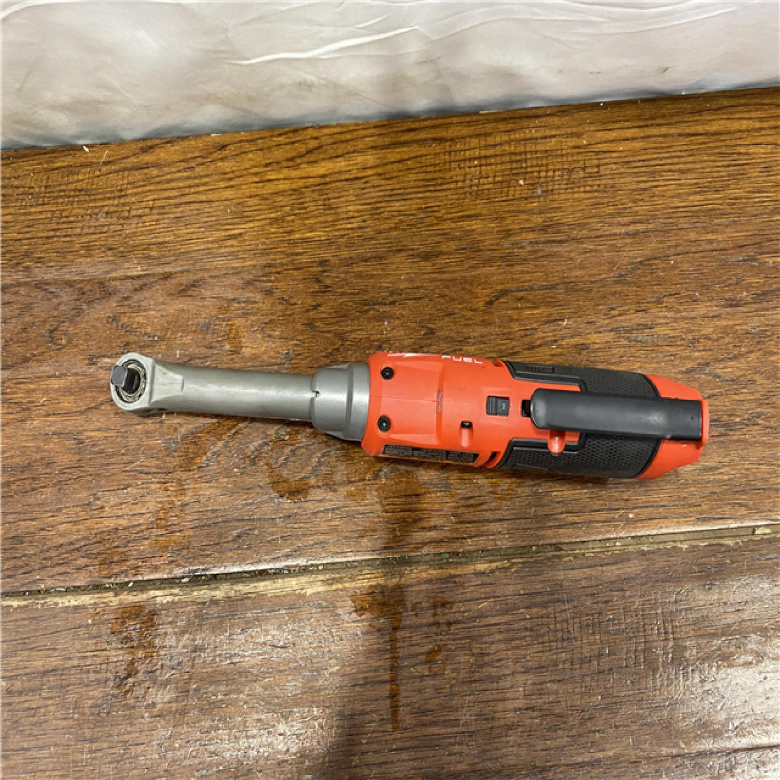 AS-IS Milwaukee 2569-20 12V Cordless 3/8  Extended Reach High Speed Ratchet (Tool Only)