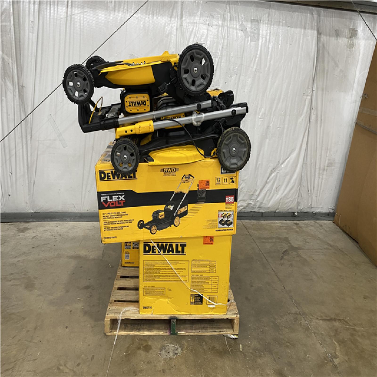 Houston Location - AS-IS Lawn Pallet