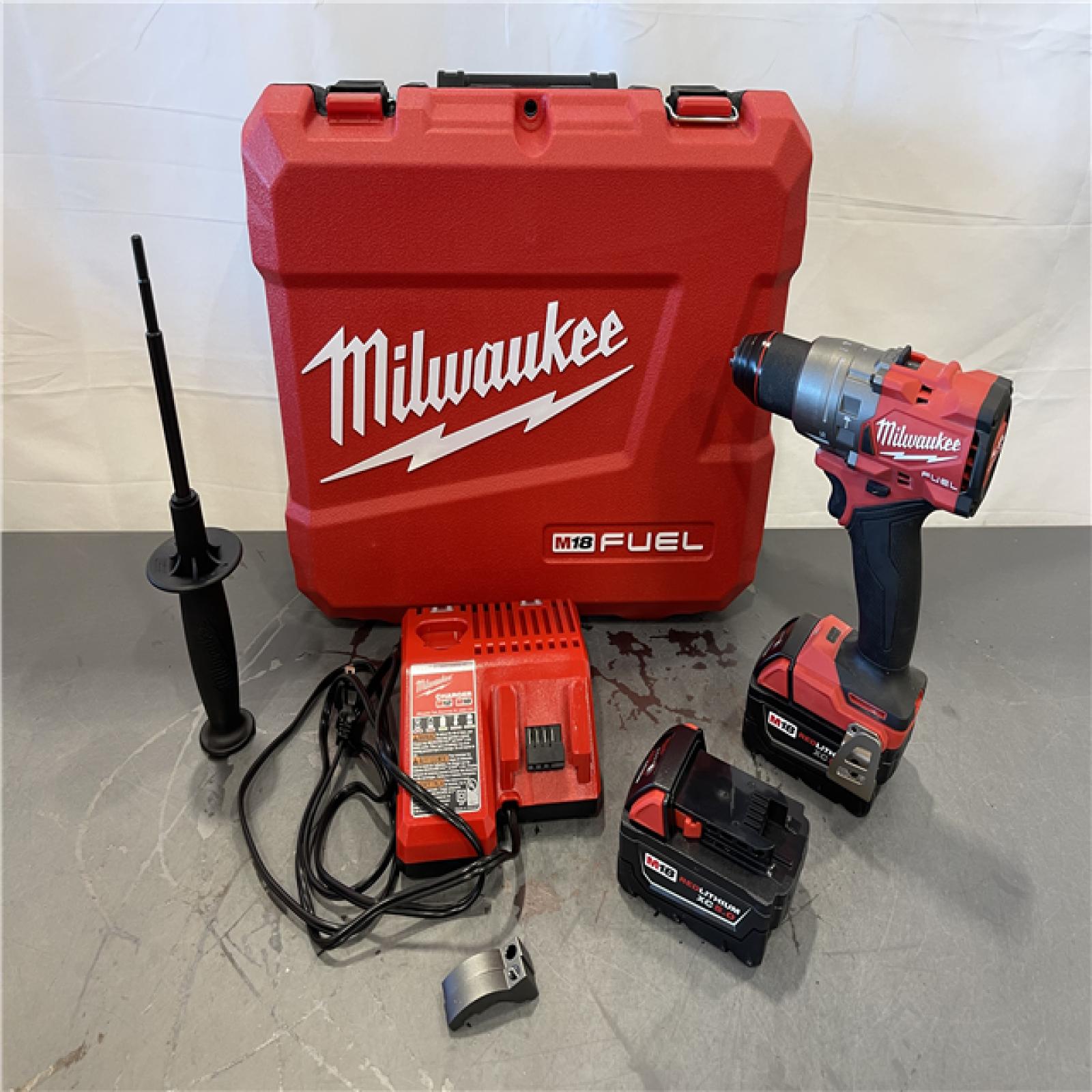 AS-IS - Milwaukee M18 FUEL 18V Lithium-Ion Brushless Cordless 1/2 in. Hammer Drill Driver Kit