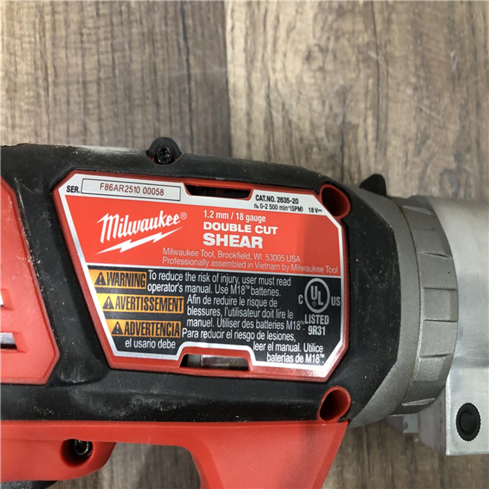 AS-IS Milwaukee 18-Volt Lithium-Ion Cordless 18-Gauge Double Cut Metal Shear (Tool-Only)
