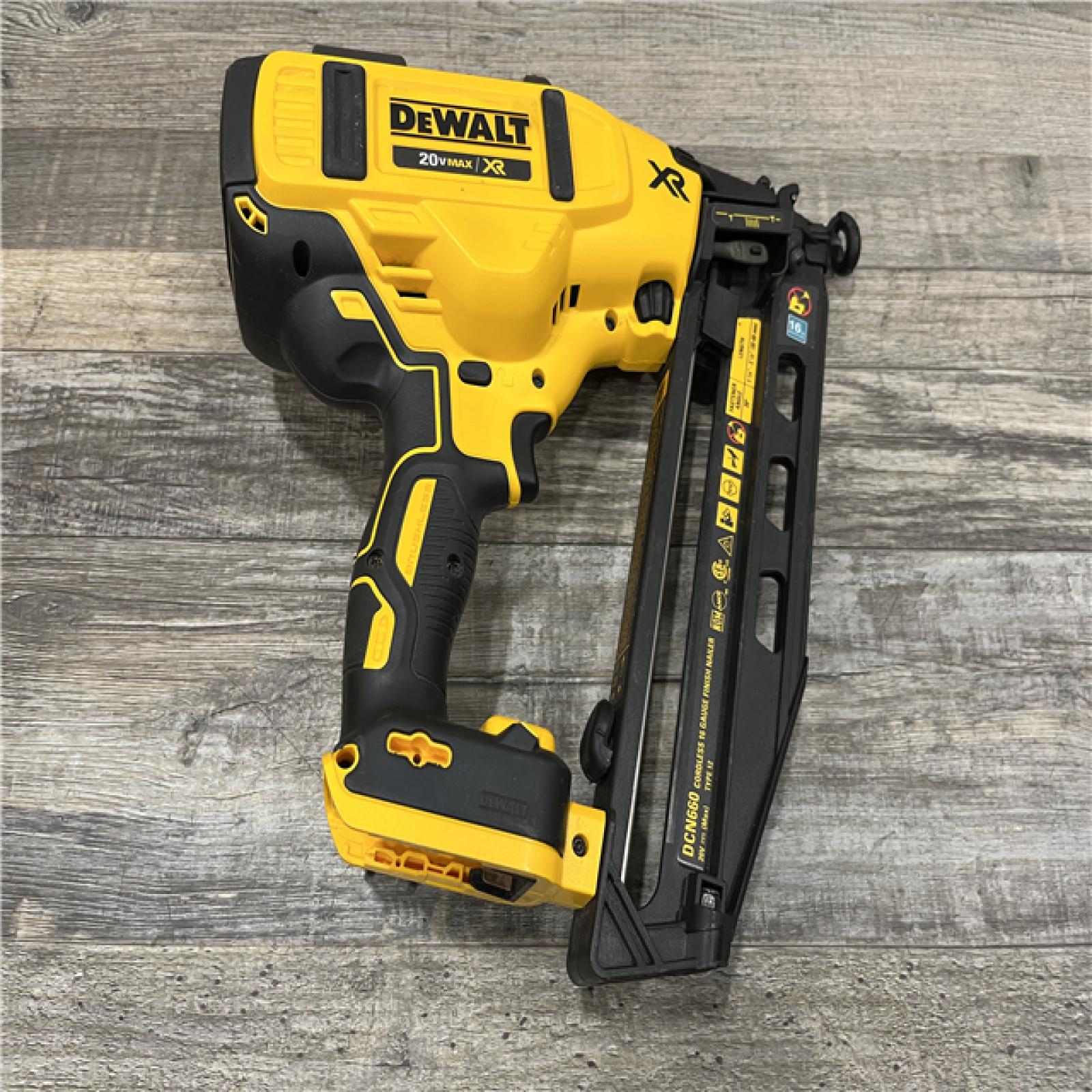 AS-IS DEWALT 20V MAX XR Lithium-Ion Electric Cordless 16-Gauge Angled Finishing Nailer (Tool Only)