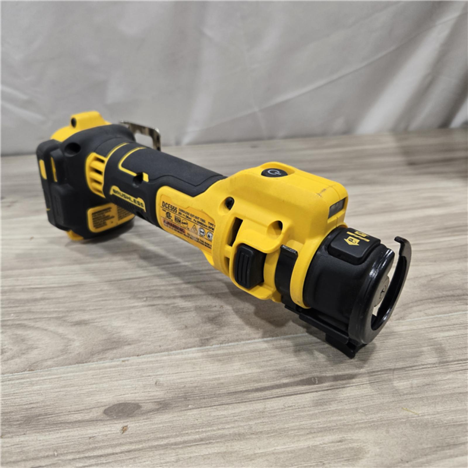 AS-IS DEWALT 20V MAX Cordless Cut-Out Tool (Tool-Only)