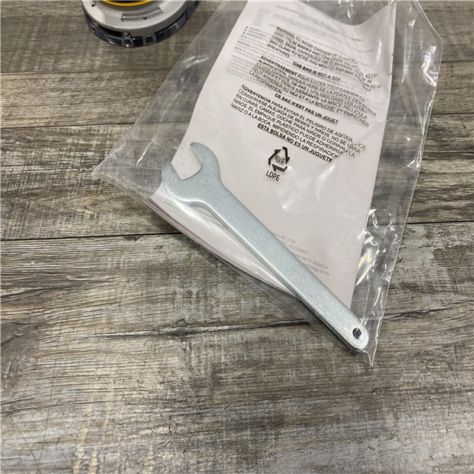 AS-IS DEWALT 20V MAX XR Cordless Brushless Fixed Base Compact Router (Tool Only)