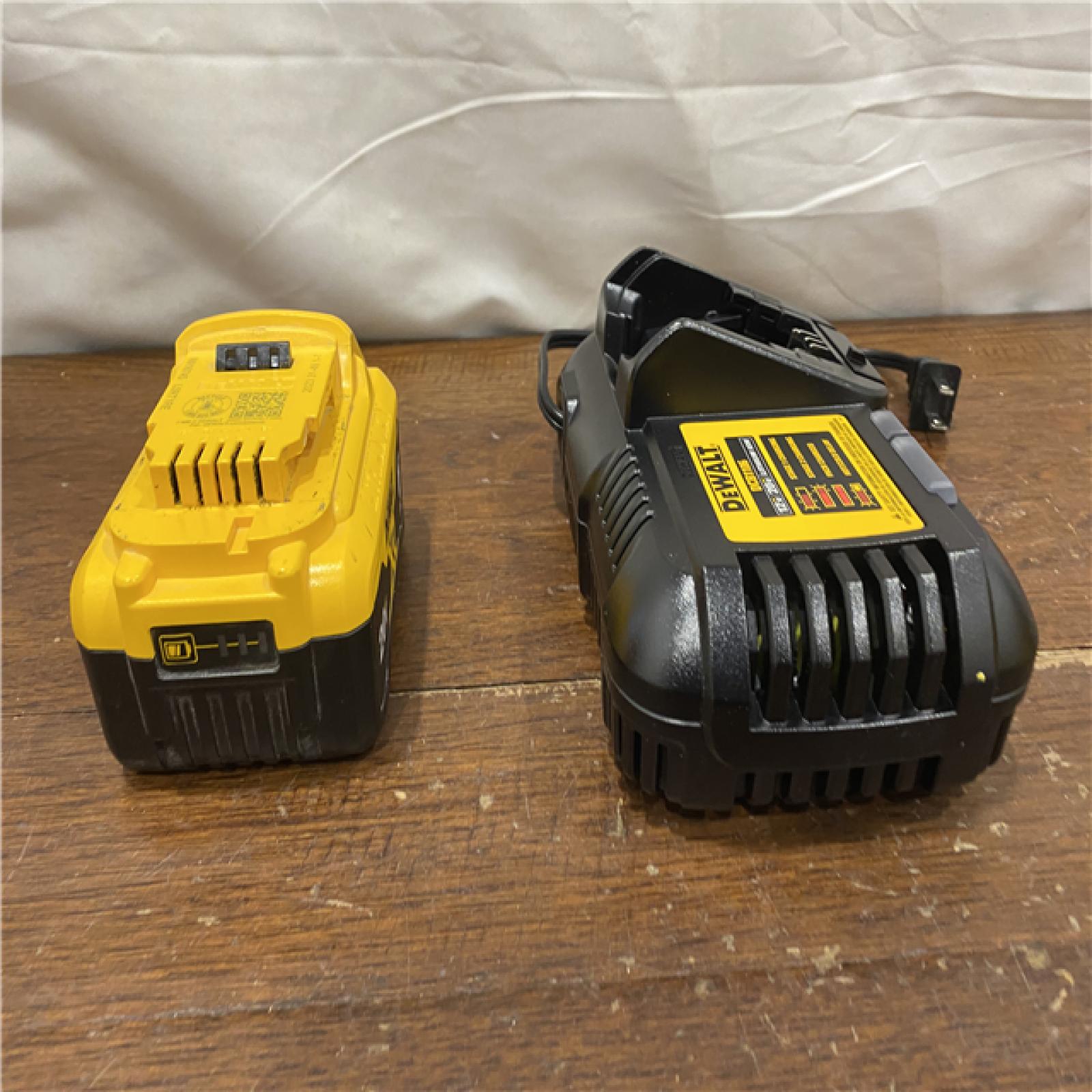 AS-IS Dewalt 20V Lithium-Ion 6.0Ah Battery Pack & Charger Kit, DCB206C