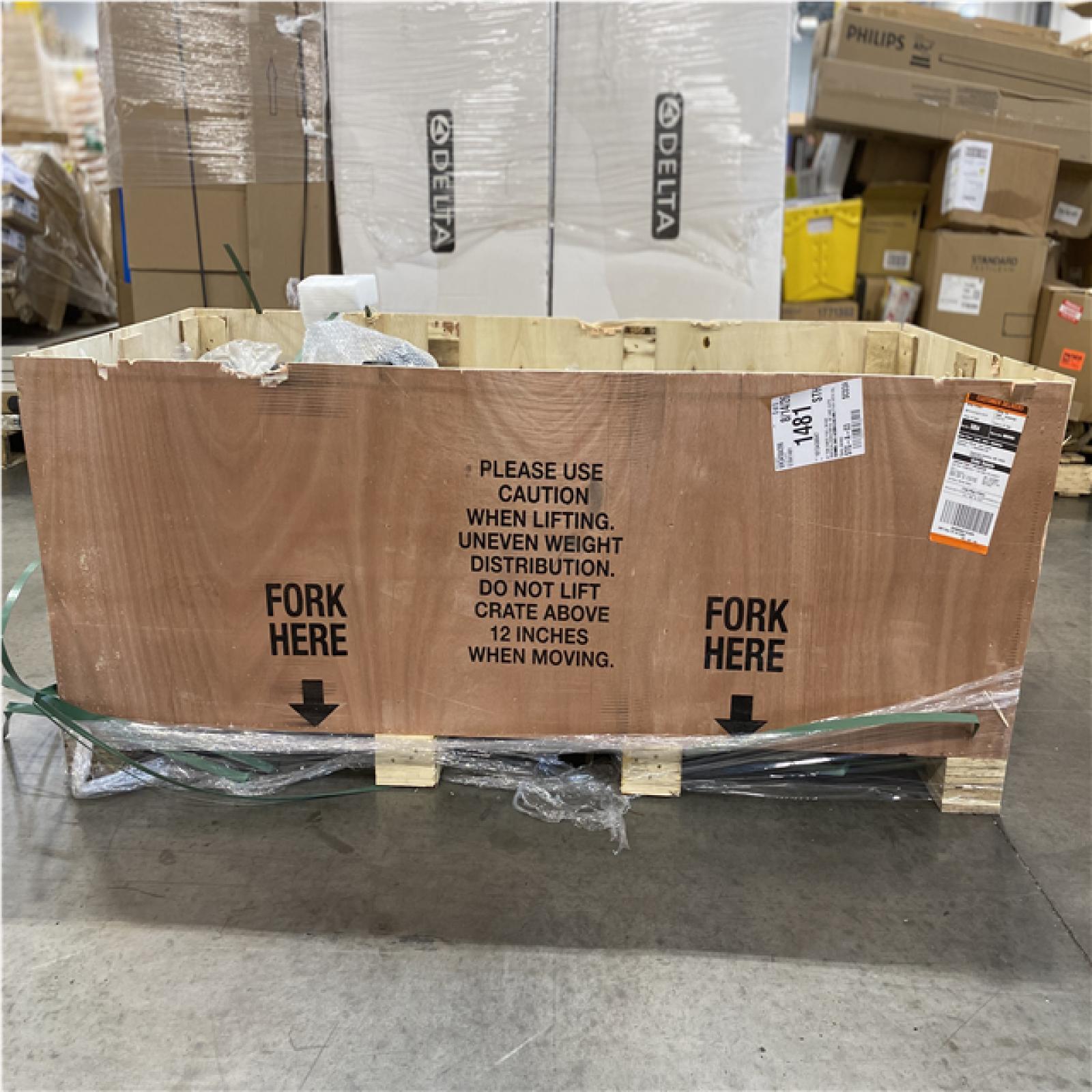 DALLAS LOCATION- NEW! CHAMPION 37 Ton 338cc Full Beam Gas Wood Log Splitter with Oil Funnel and Hydraulic Oil