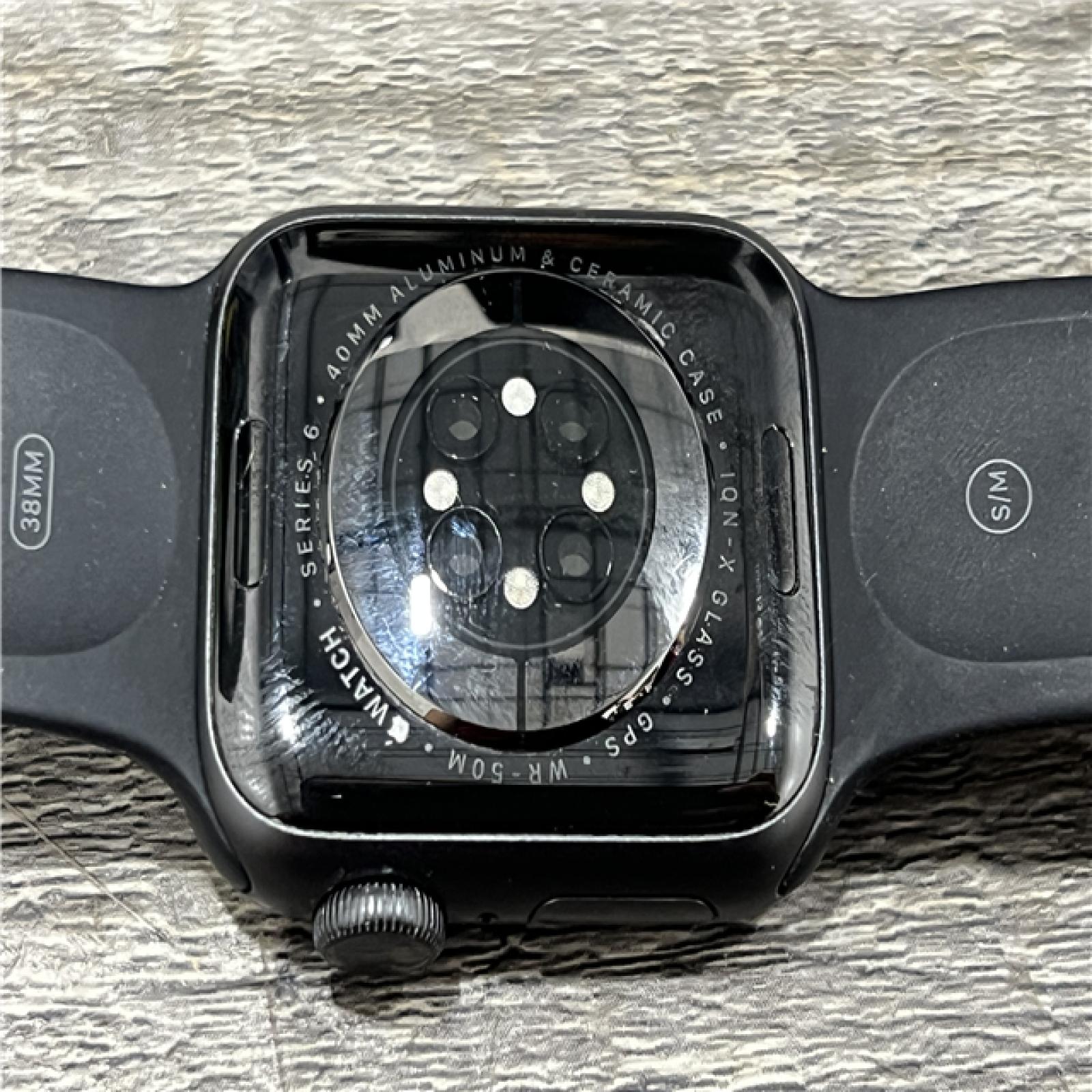 AS-IS Apple Watch Series 6 40MM Space Gray - Aluminum Case - Black Sport Band