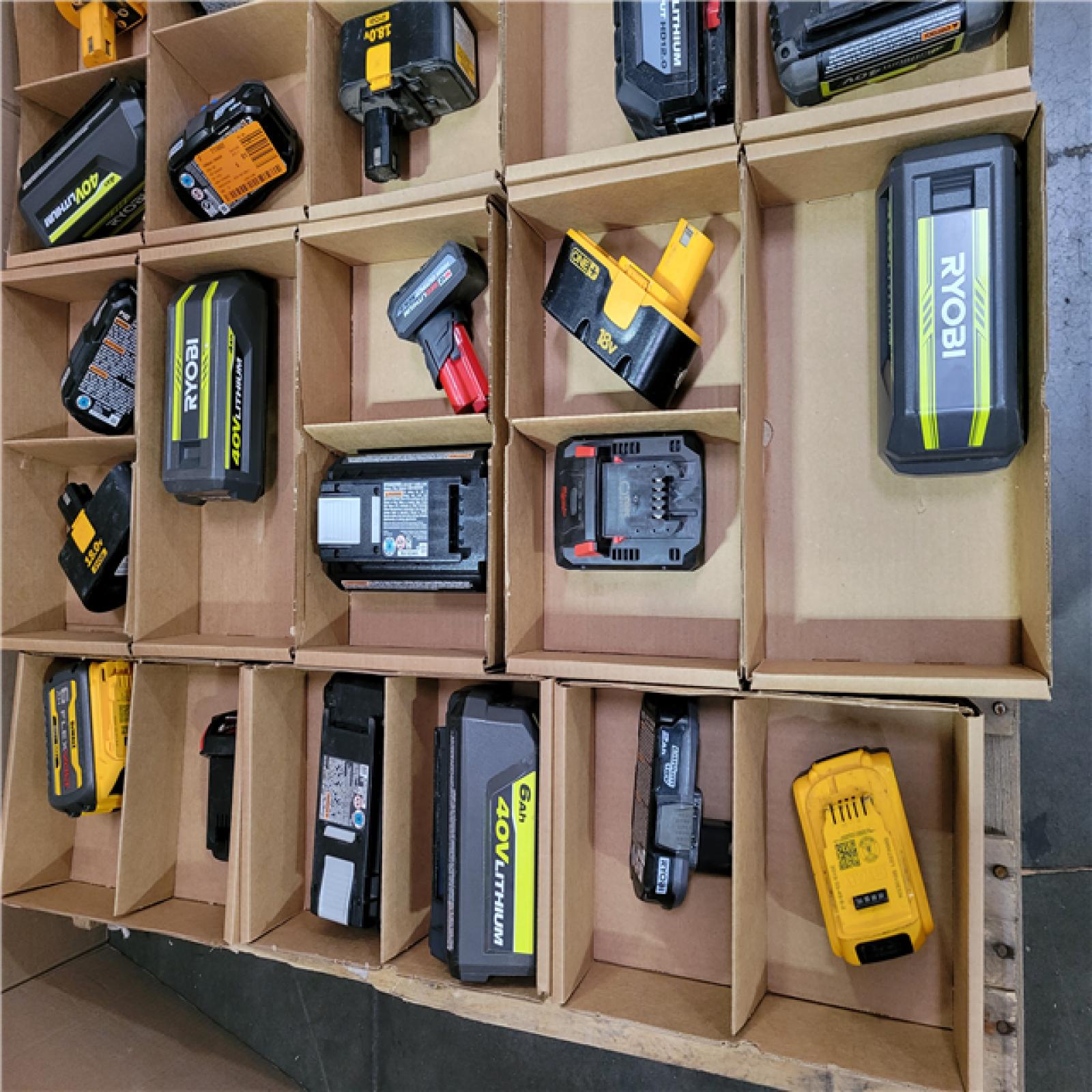 PHOENIX AS-IS TOOL PALLET