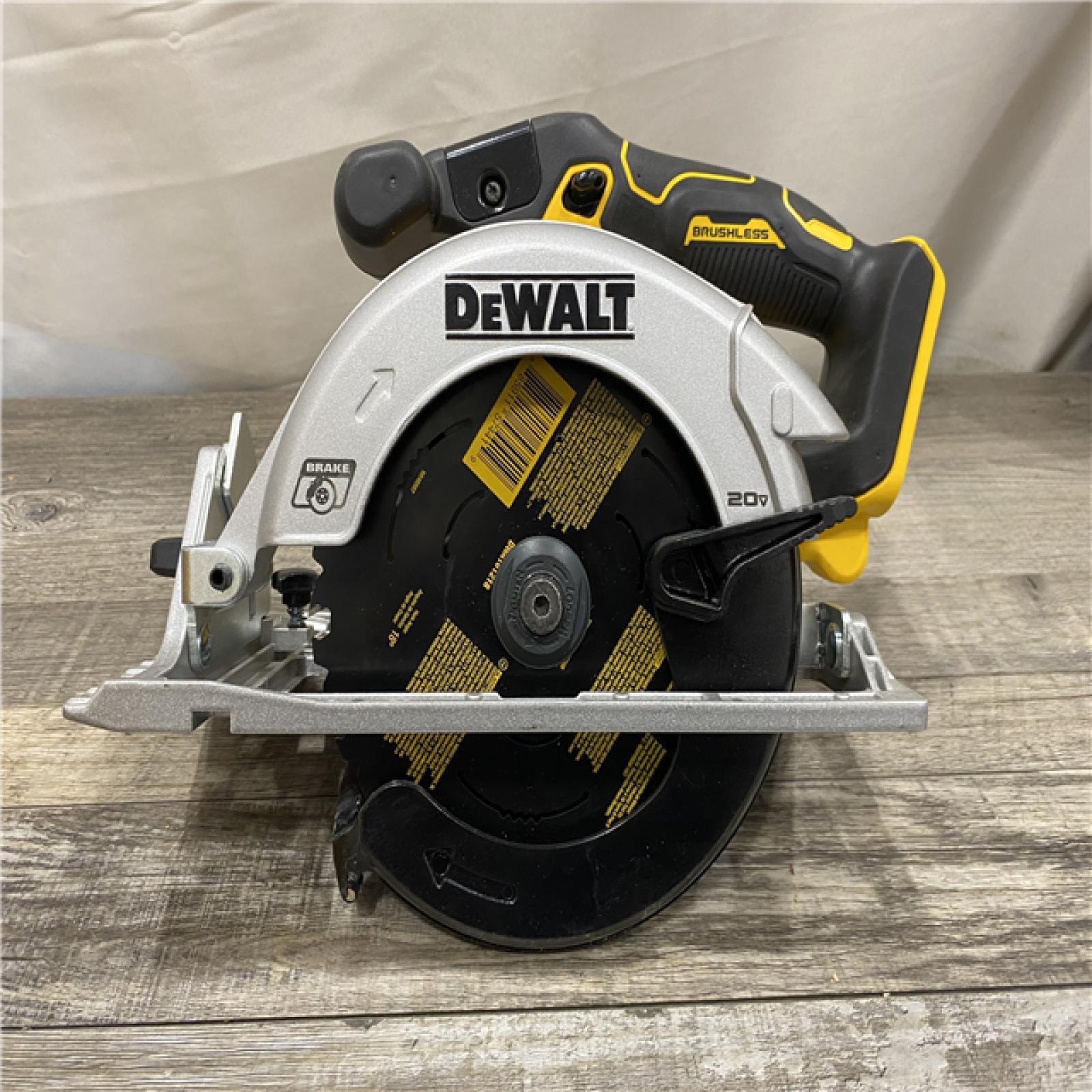 AS-IS DEWALT 20V MAX Cordless Brushless 6-1/2 in. Sidewinder Style Circular Saw (Tool Only)