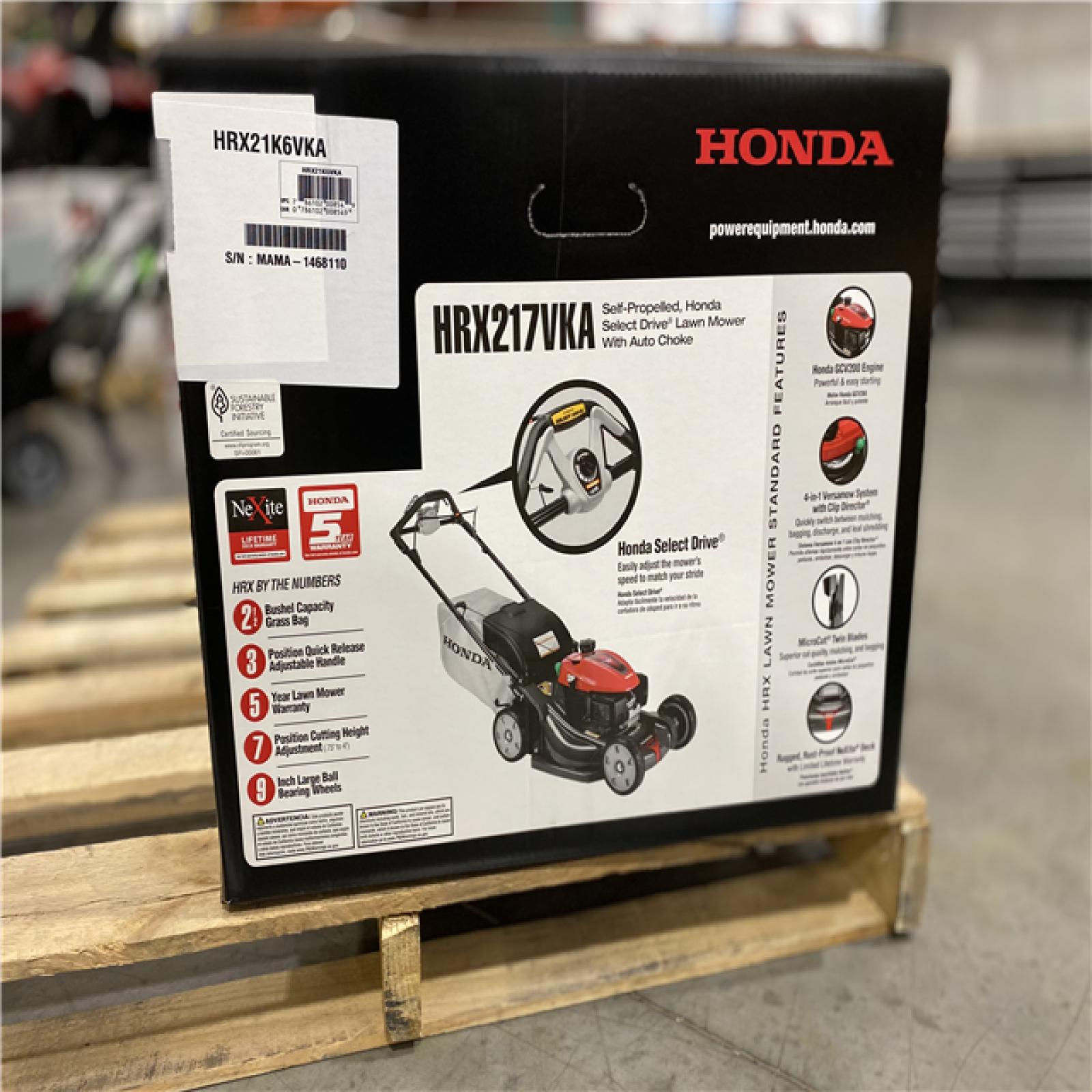 NEW! - Honda Hrx 21-in Gas Self-propelled Lawn Mower with 201-cc Engine