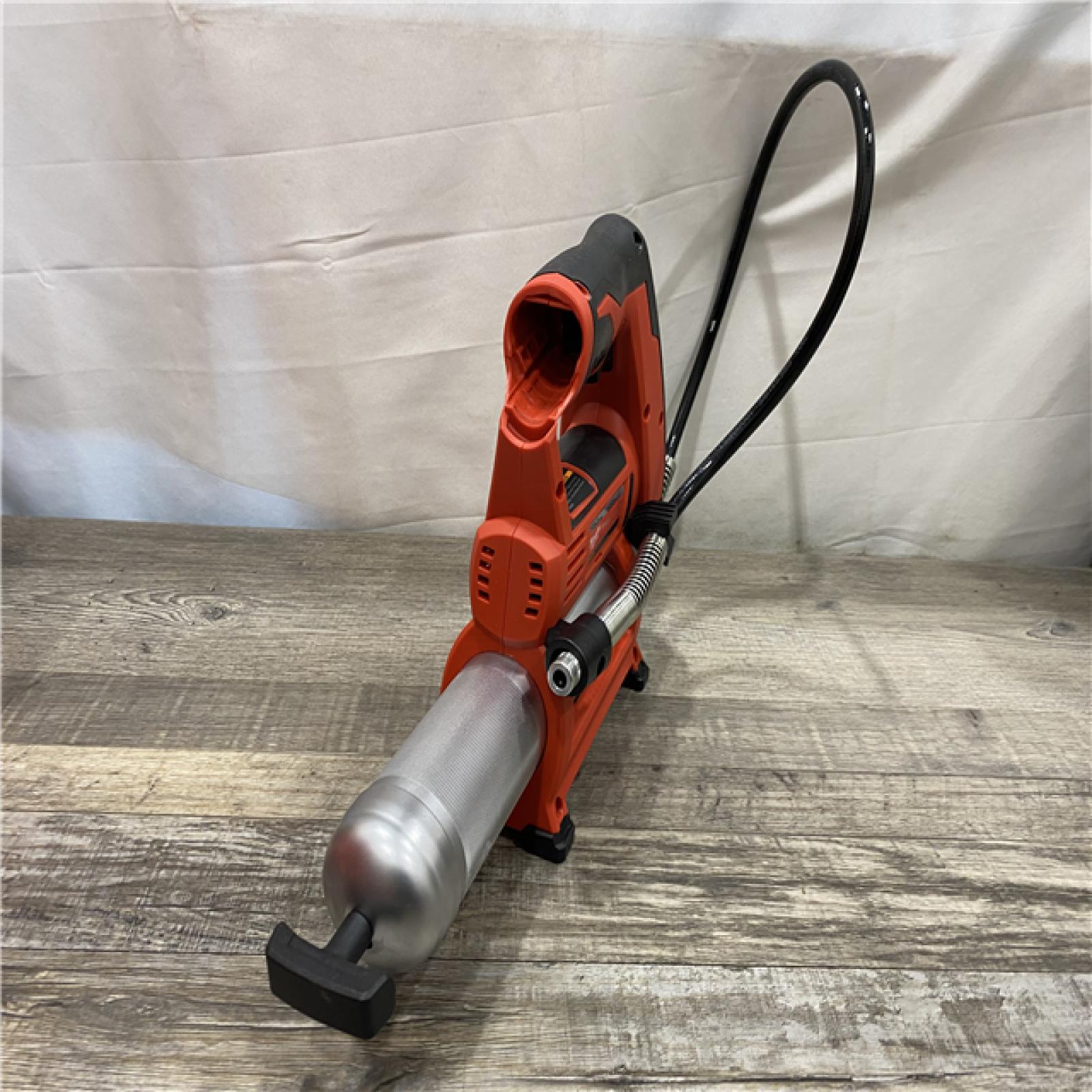 AS-IS Milwaukee 12V Lithium-Ion Cordless Grease Gun (Tool-Only)