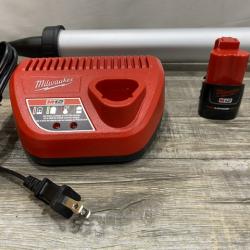 AS-IS Milwaukee 12V Lithium-ion Cordless 20 oz. Aluminum Barrel Adhesive and Caulk Gun Kit