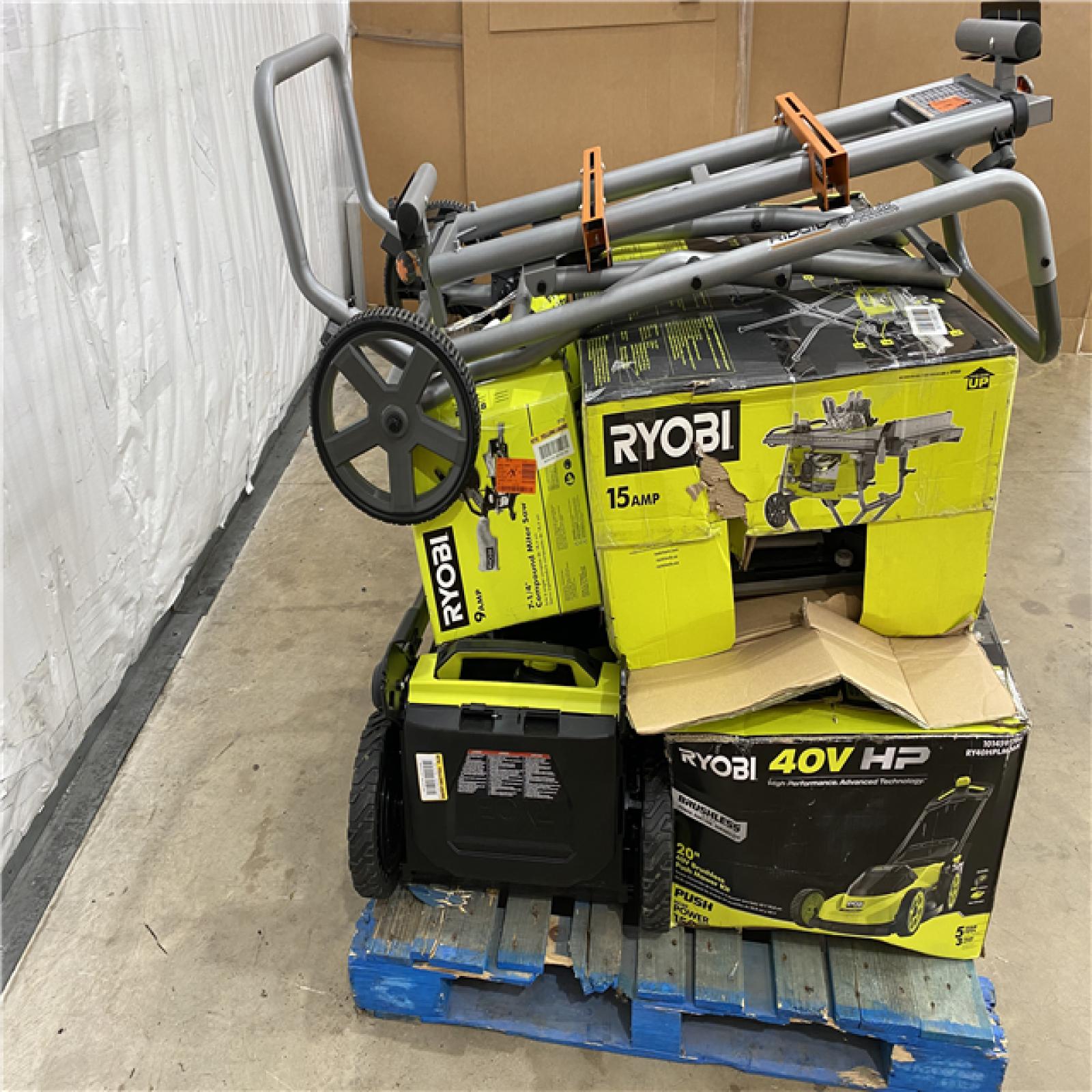 Houston Location AS IS - Tool Pallet