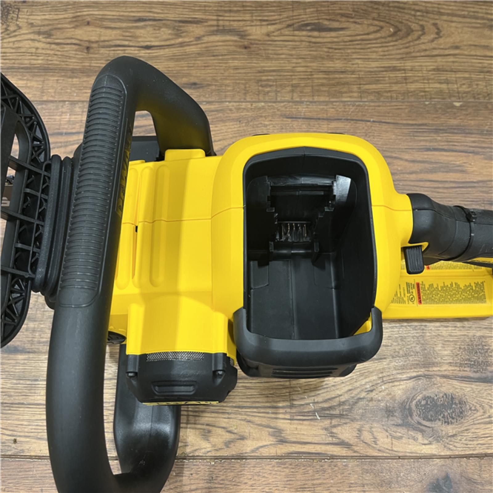 AS-IS DEWALT  FLEXVOLT 60V MAX 16in. Brushless Cordless Battery Powered Chainsaw Kit with (1) FLEXVOLT 2 Ah Battery & Charger