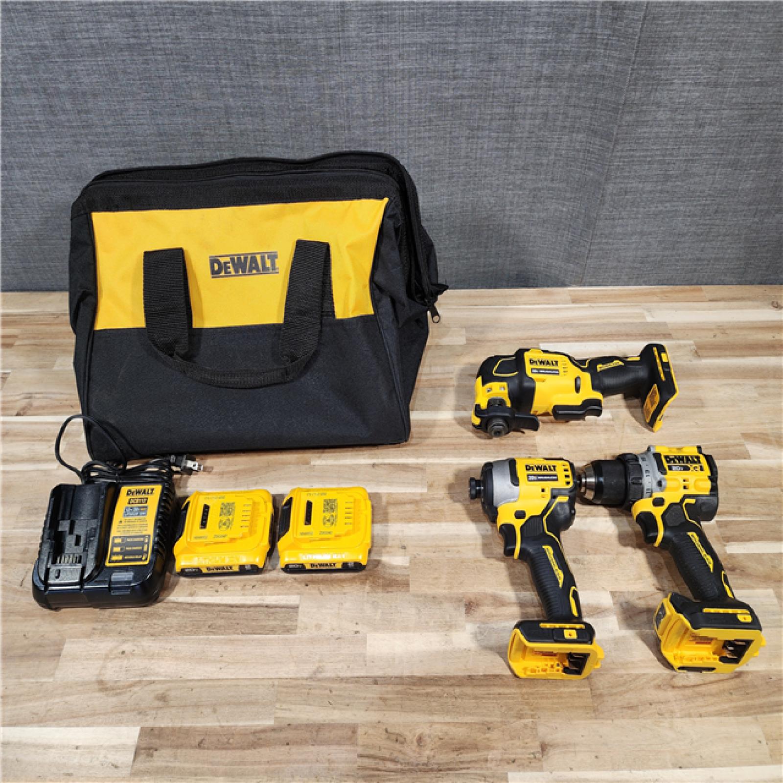 HOUSTON LOCATION - AS-IS DEWALT 3 TOOL COMBO KIT W/ (2) BATTERY & CHARGER