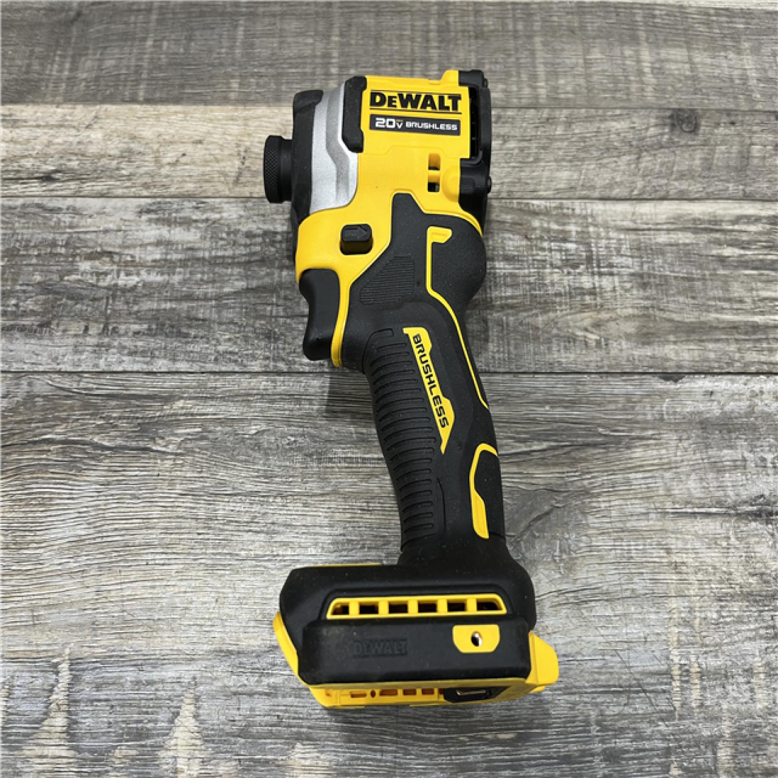 AS-IS DEWALT ATOMIC 20V MAX Lithium-Ion Cordless 1/4 in. Brushless Impact Driver Kit