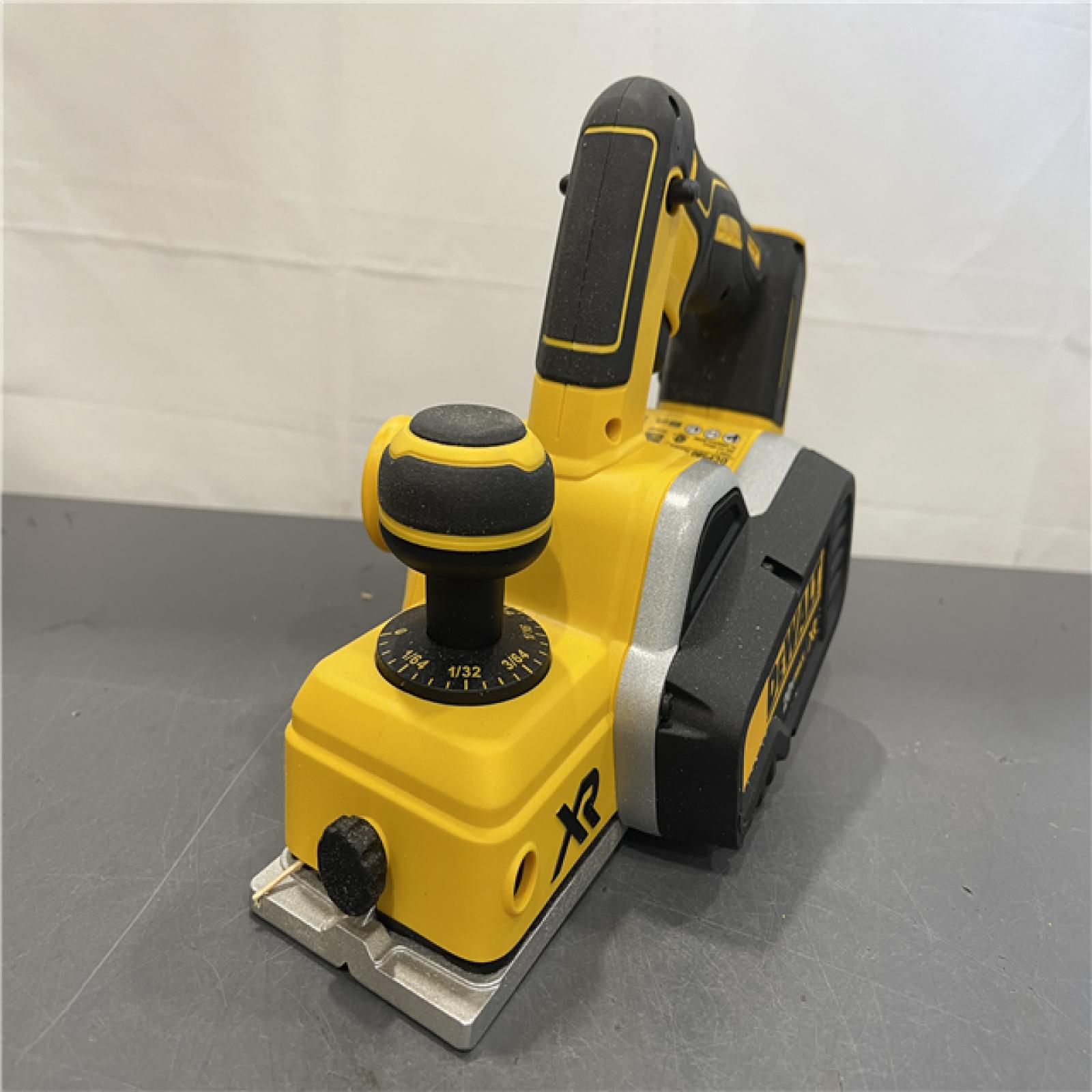 AS-IS - DEWALT 20V MAX Lithium Ion Brushless Planer