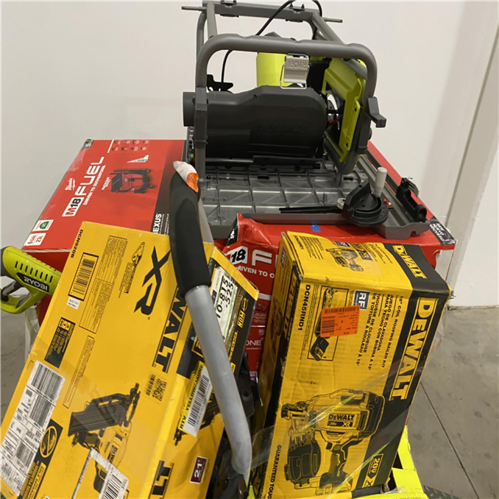 Dallas Location - As-Is Tool Pallet